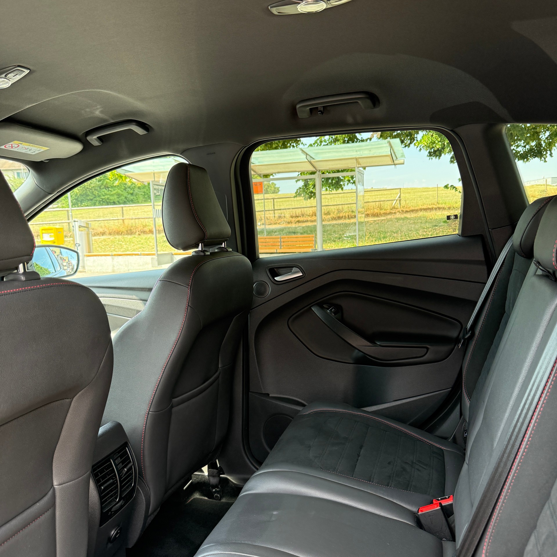 FORD Kuga 2.0 TDCi ST Line High 4WD PowerShift-image-14