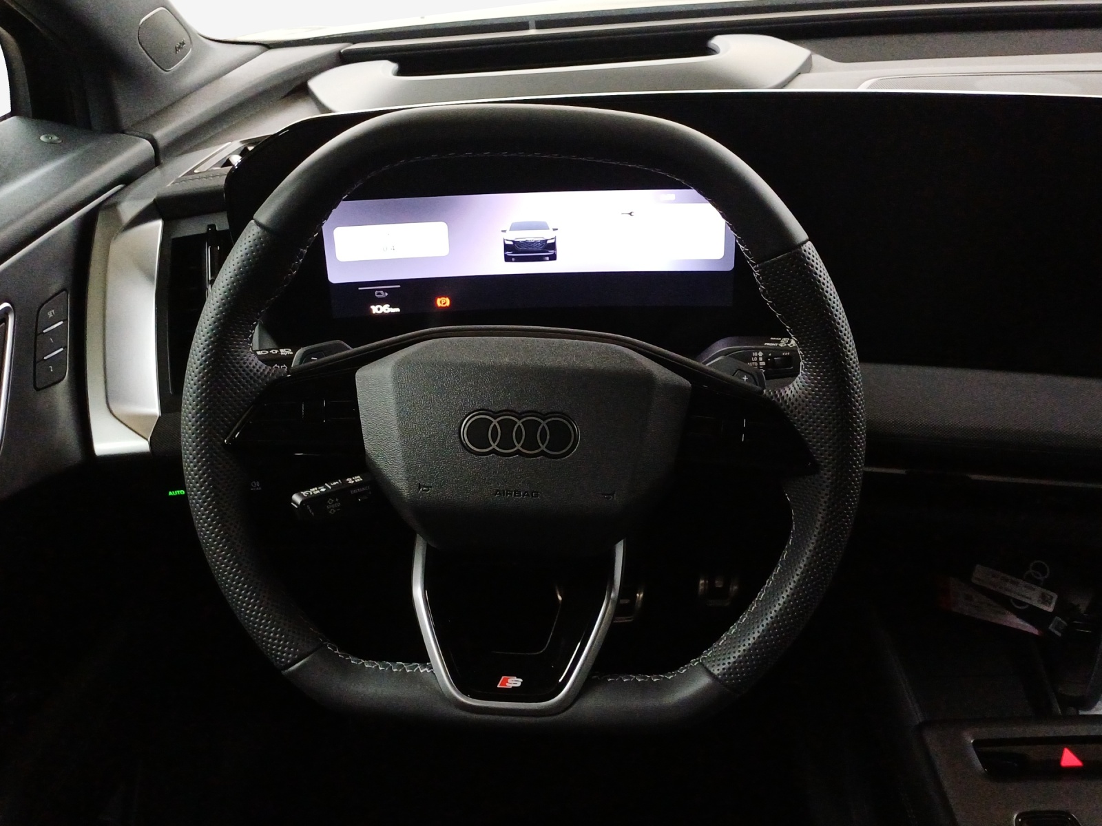 AUDI Q4 e-tron SUV quattro performance-image-9