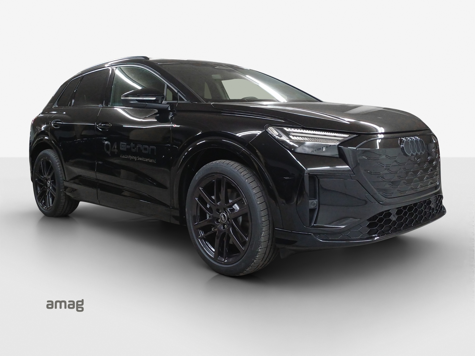 AUDI Q4 e-tron SUV quattro performance-image-5