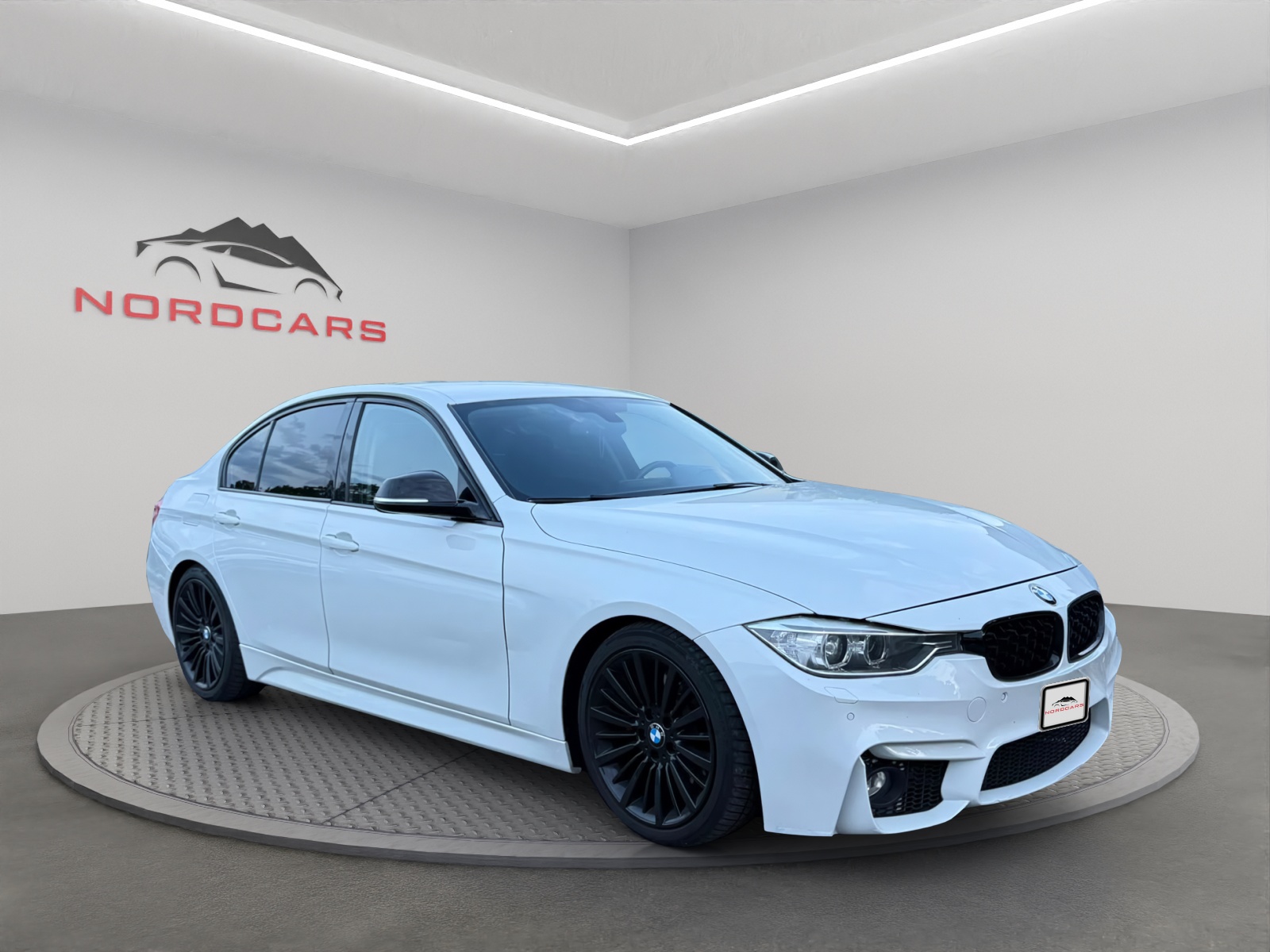 BMW 328i xDrive Luxury Line Steptronic-image-5