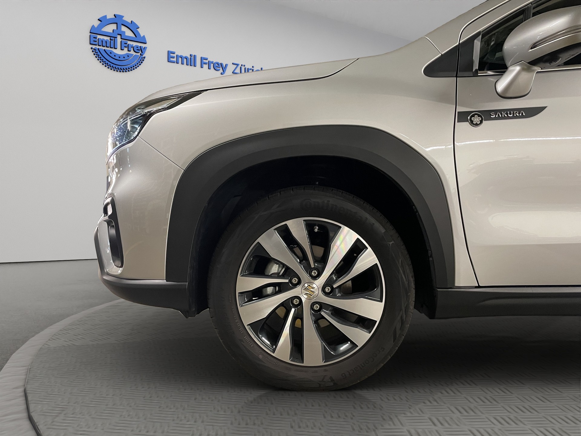 SUZUKI S-Cross 1.4 T Sakura Top Hybrid 4x4-image-11