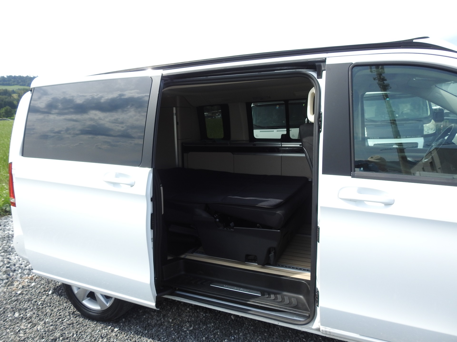 MERCEDES-BENZ Marco Polo 250 d 7G-Tronic 4M-image-10