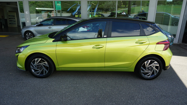 HYUNDAI i20 1.0 T-GDi Amplia DCT-image-2