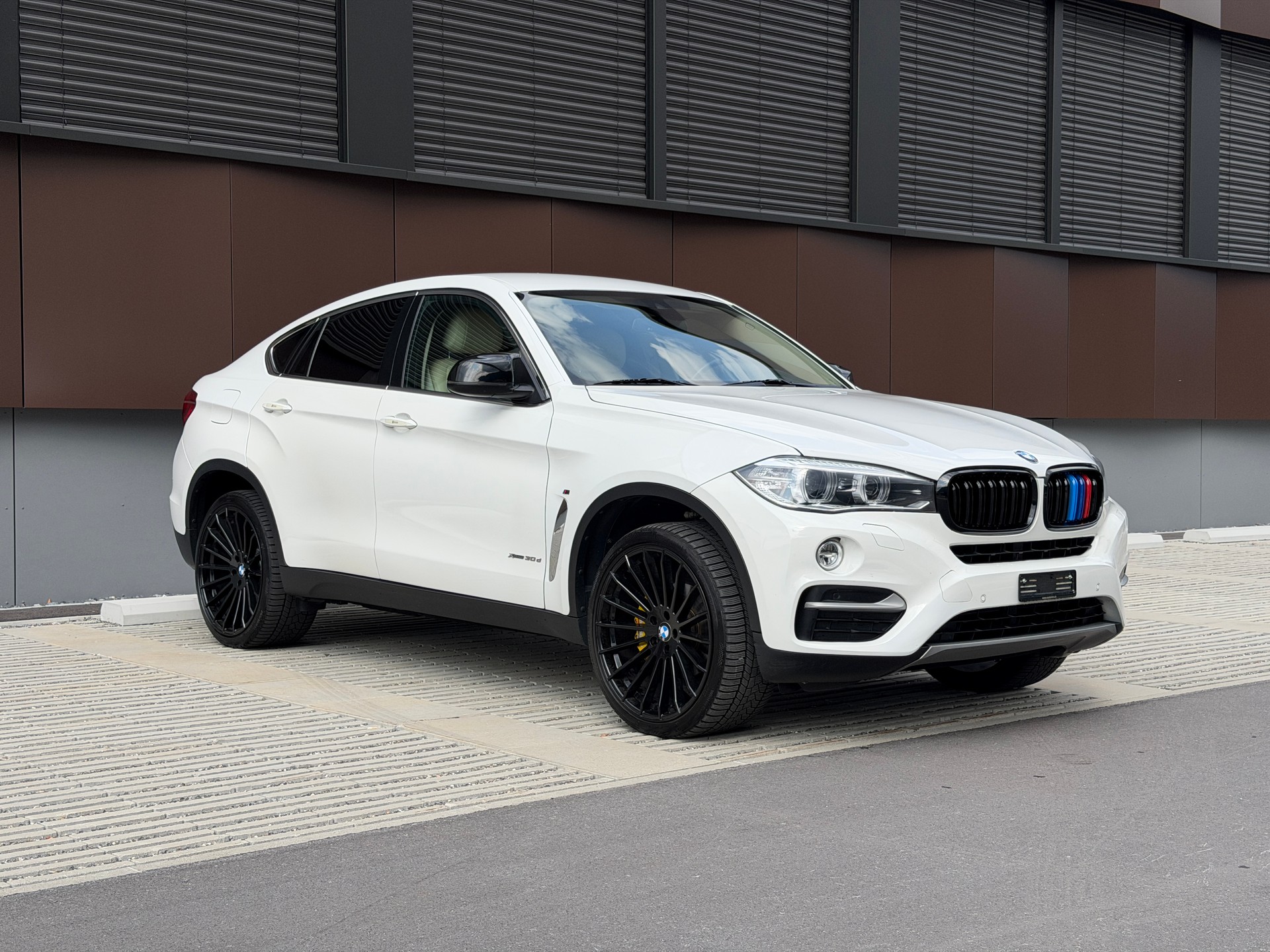 BMW X6 xDrive 30d Steptronic *HAMANN* *frisch MFK+Service*-image-2