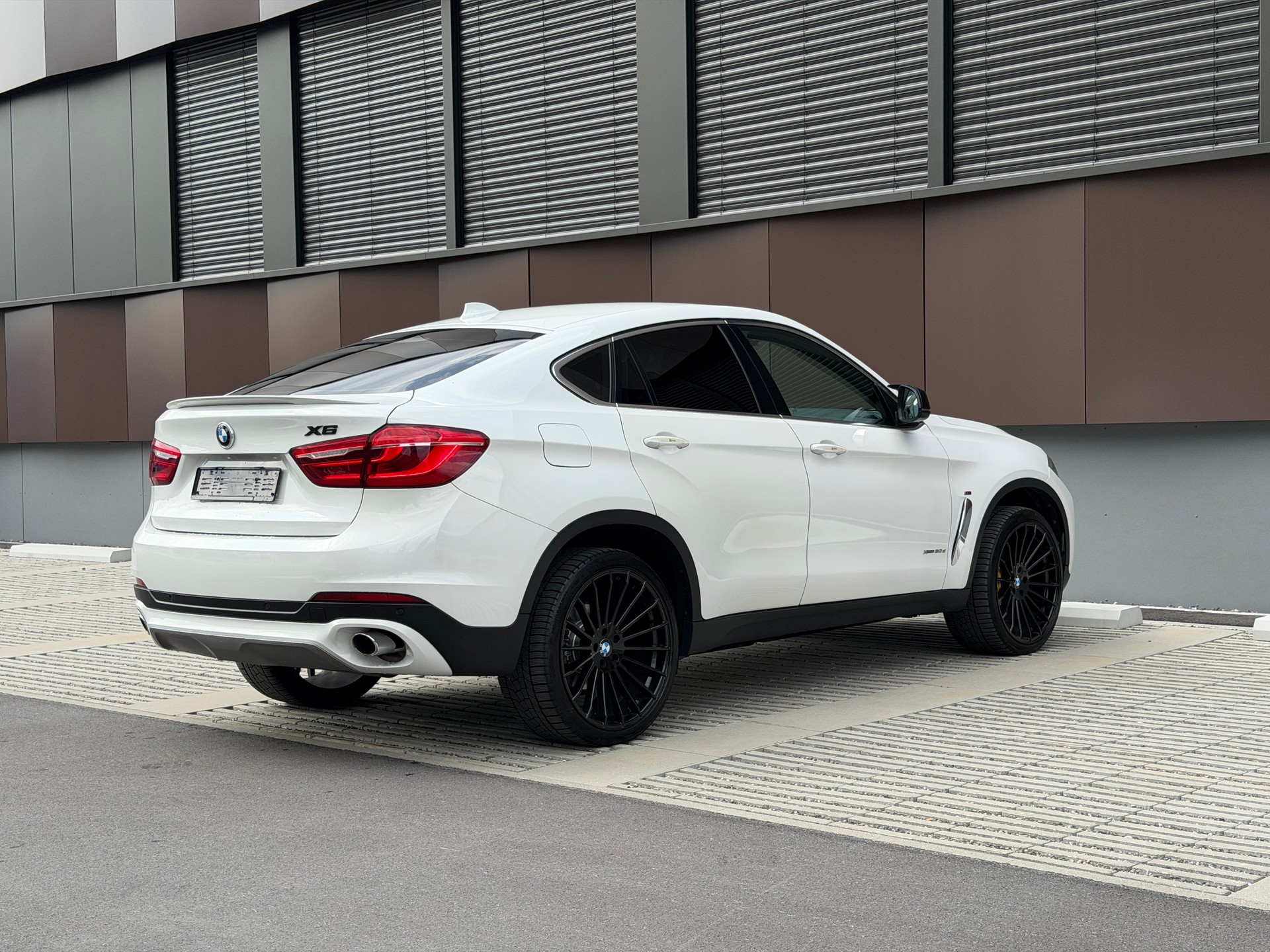 BMW X6 xDrive 30d Steptronic *HAMANN* *frisch MFK+Service*-image-5