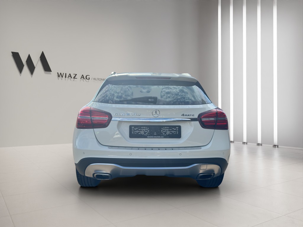 MERCEDES-BENZ GLA 200 d Urban 4m 7G-DCT-image-15
