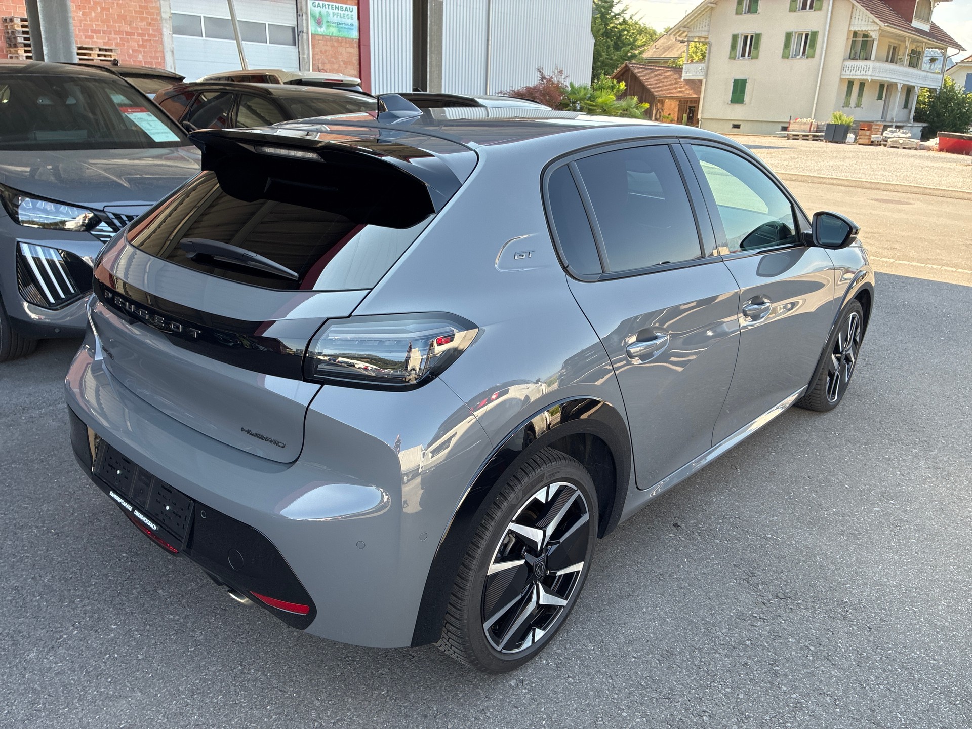 PEUGEOT 208 1.2 MHEV 110 GT-showroom-element-2