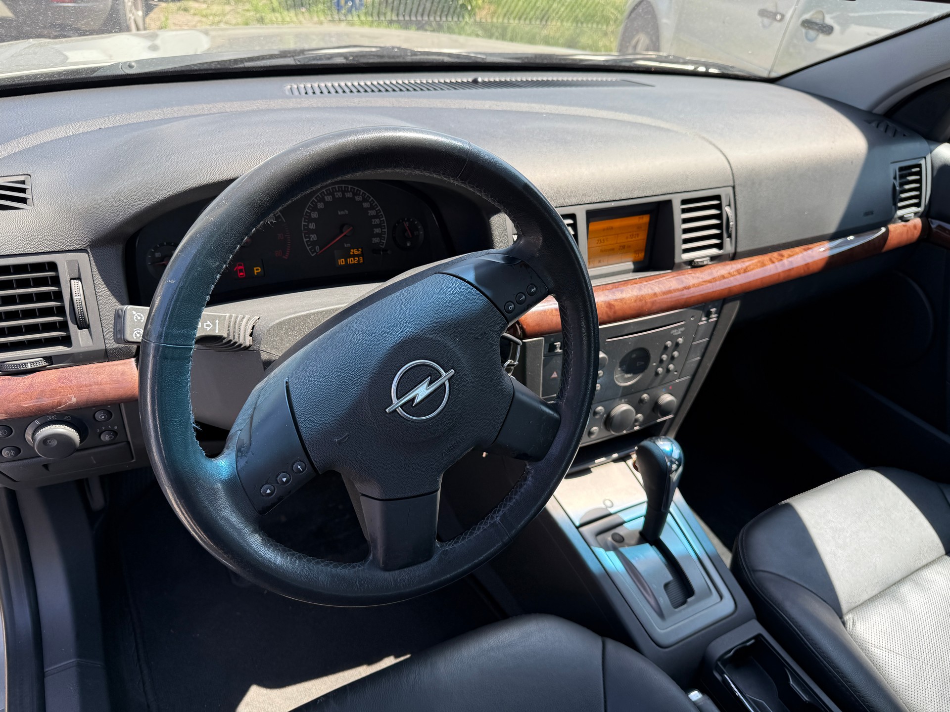 OPEL Vectra 2.2 Elegance-image-8