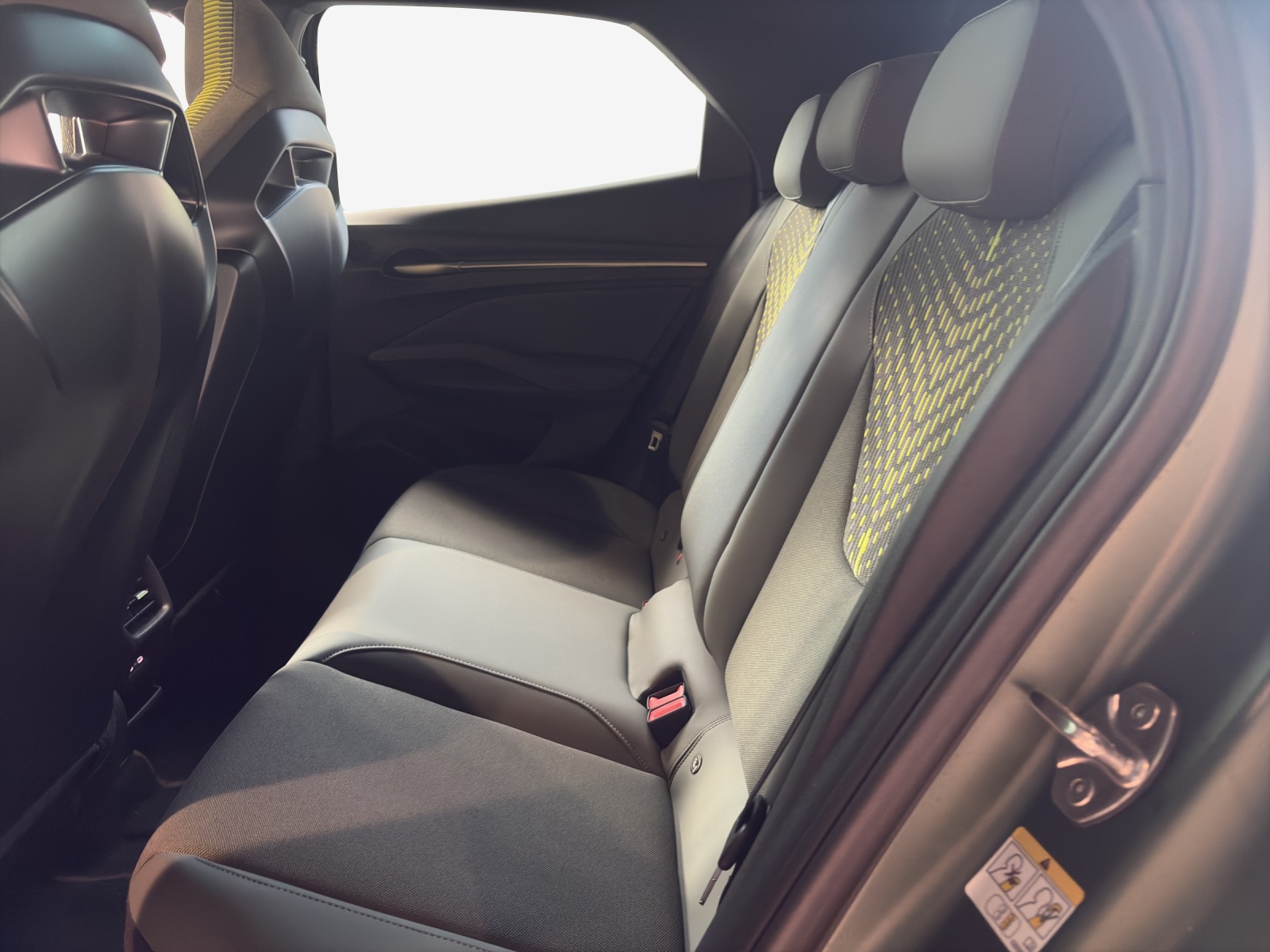 CUPRA Raval 52 kWh VZ Extreme Launch Edition-image-11