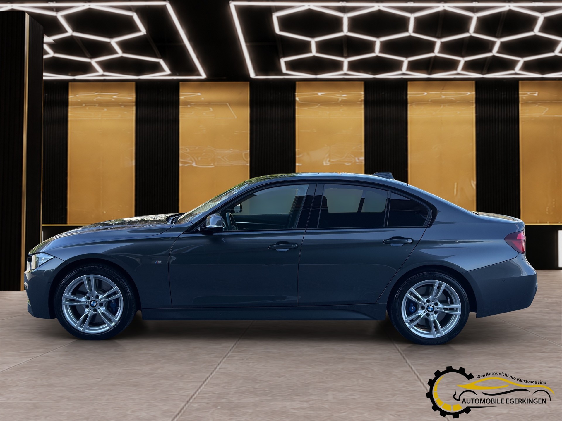 BMW 330d xDrive Edition M Sport Steptronic-image-7