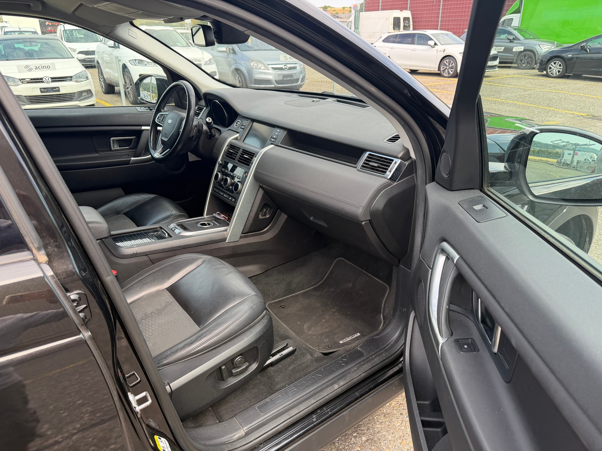LAND ROVER Discovery Sport 2.0 TD4 HSE AT9-image-7