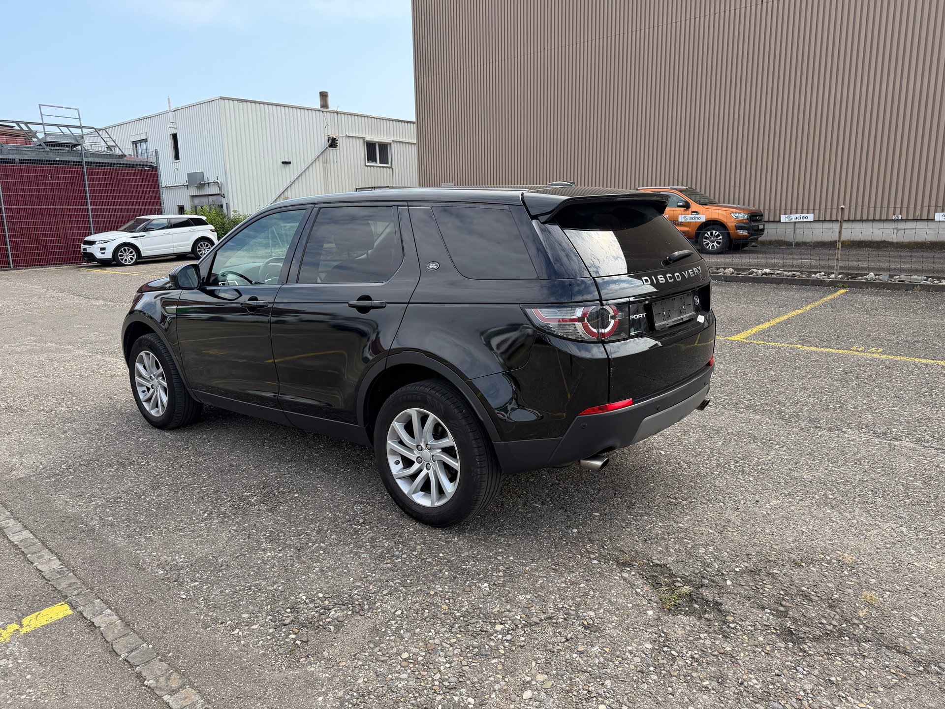 LAND ROVER Discovery Sport 2.0 TD4 HSE AT9-image-5