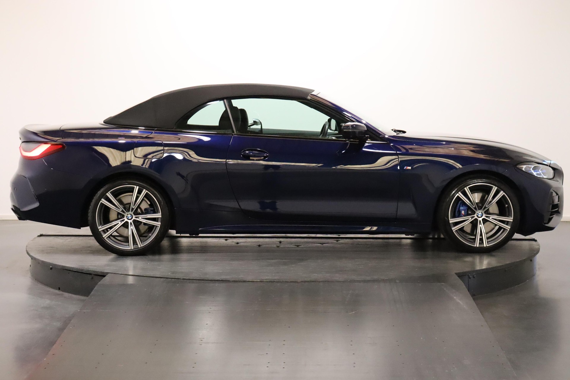 BMW M440d xDrive SAG Cabrio-image-4