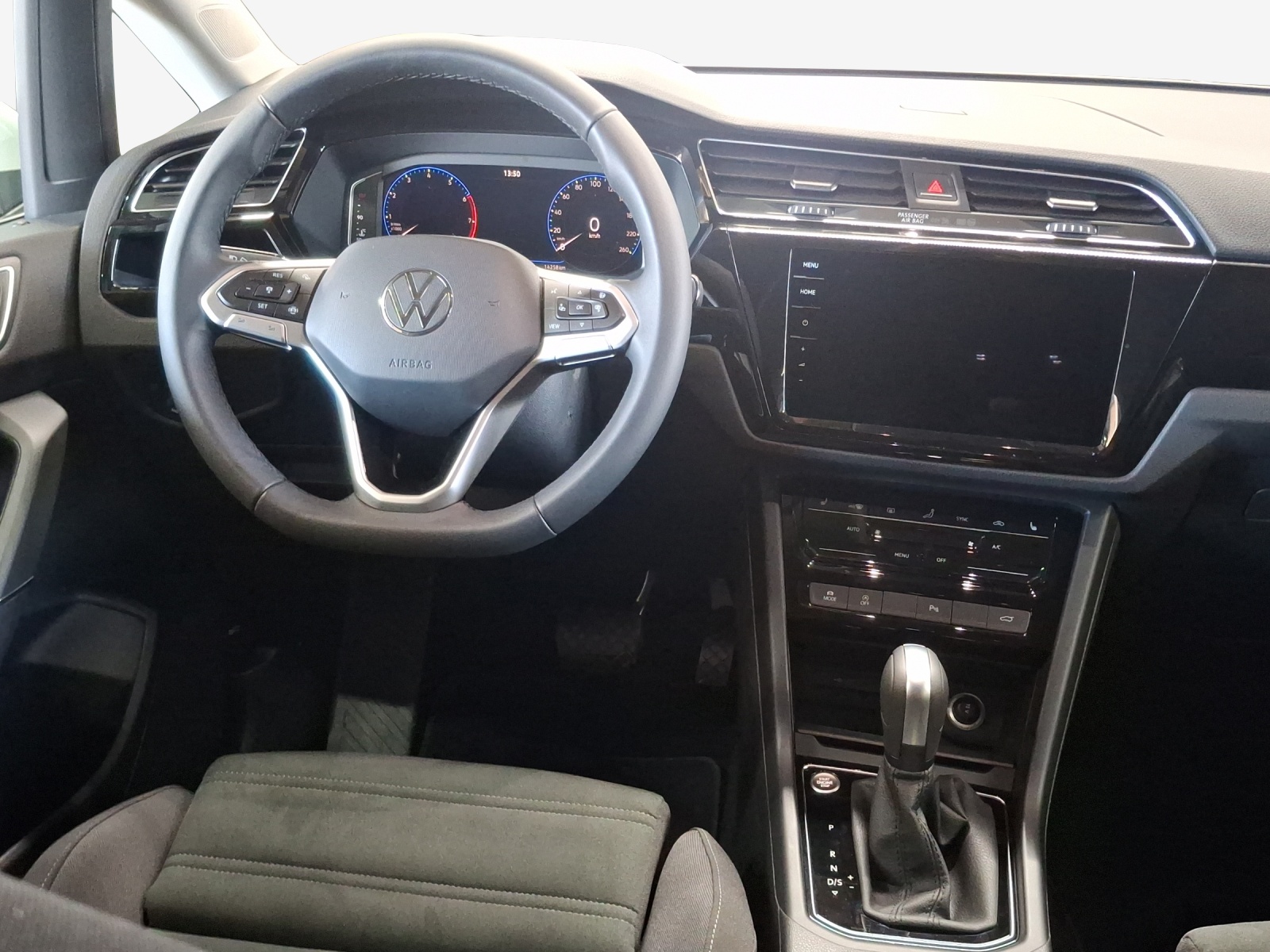 VW Touran 1.5 TSI EVO Highline DSG-image-8