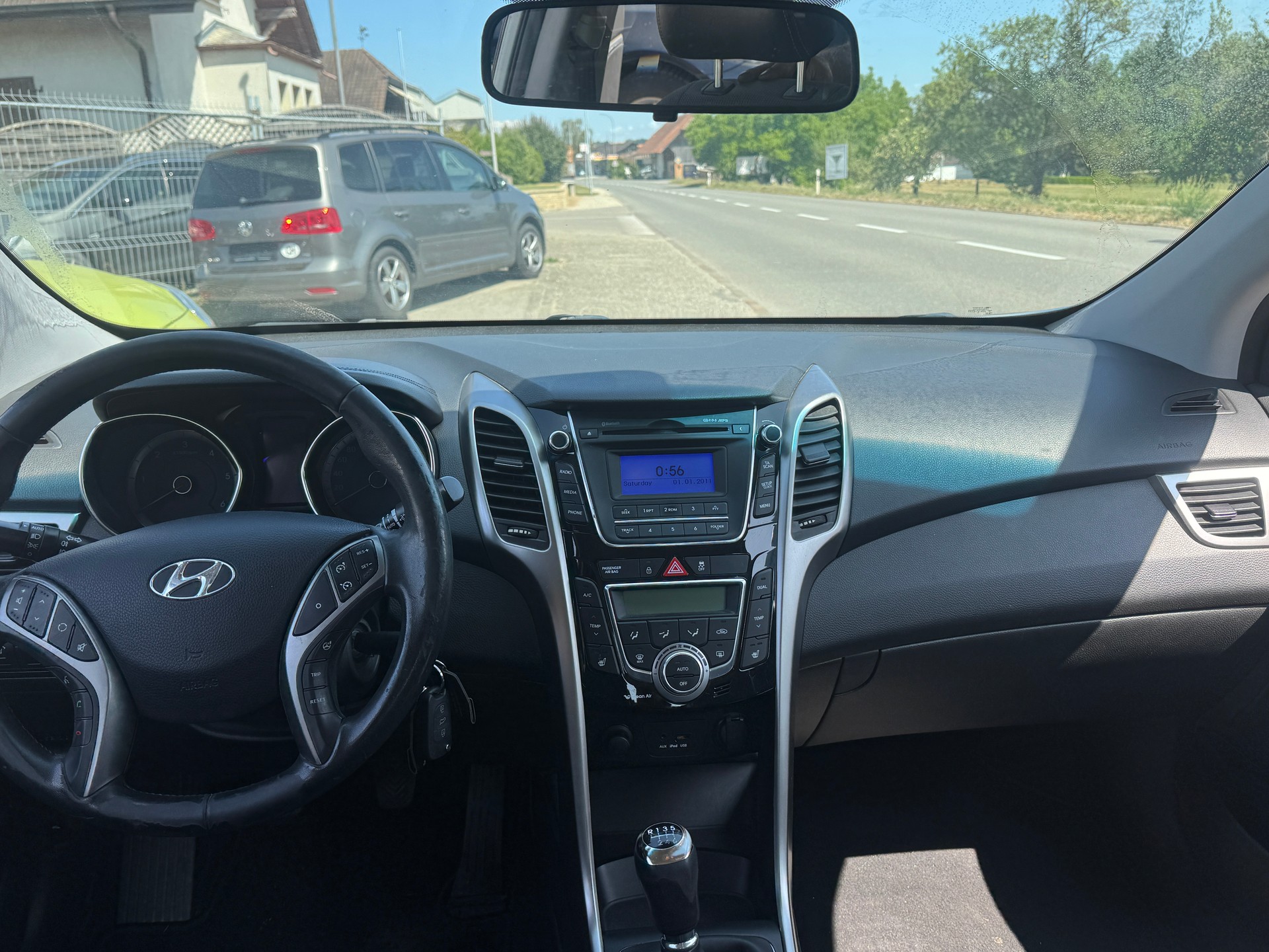 HYUNDAI i30 1.6 CRDi Style-image-6