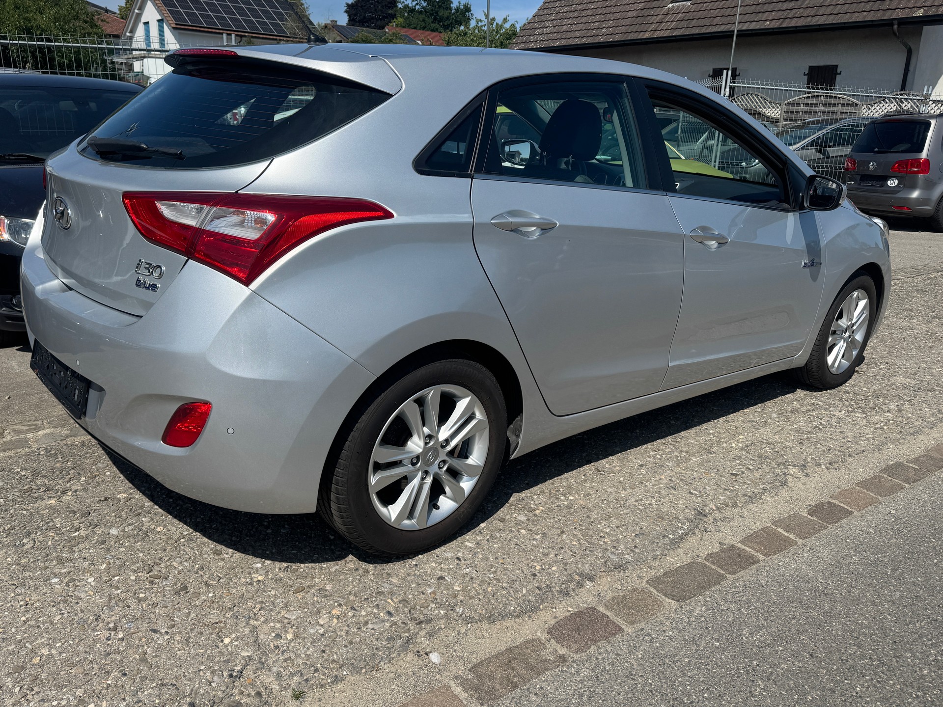 HYUNDAI i30 1.6 CRDi Style-image-5