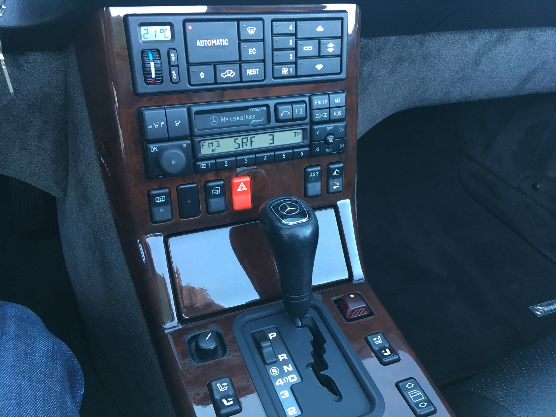 MERCEDES-BENZ SL 320 Veteranenfahrzeug (Ausweis)-image-4