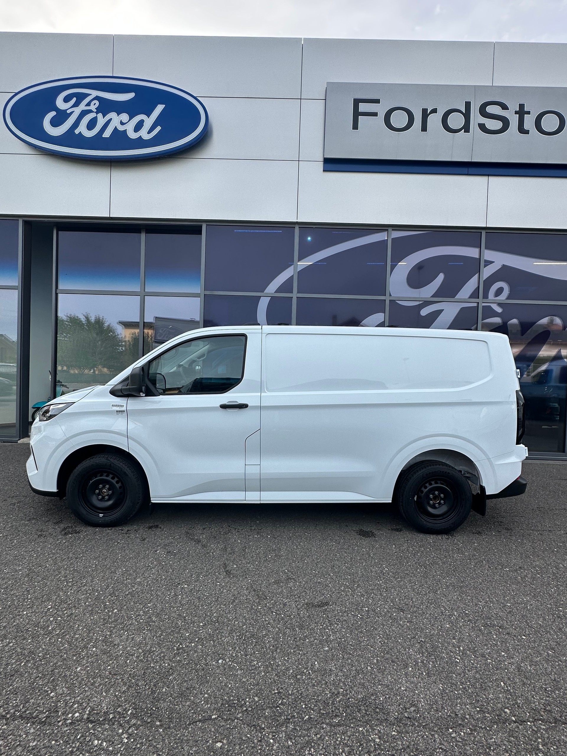 FORD Transit Custom Van 280 L1 2.0 EcoBl Trend/110CV/Man.-image-2