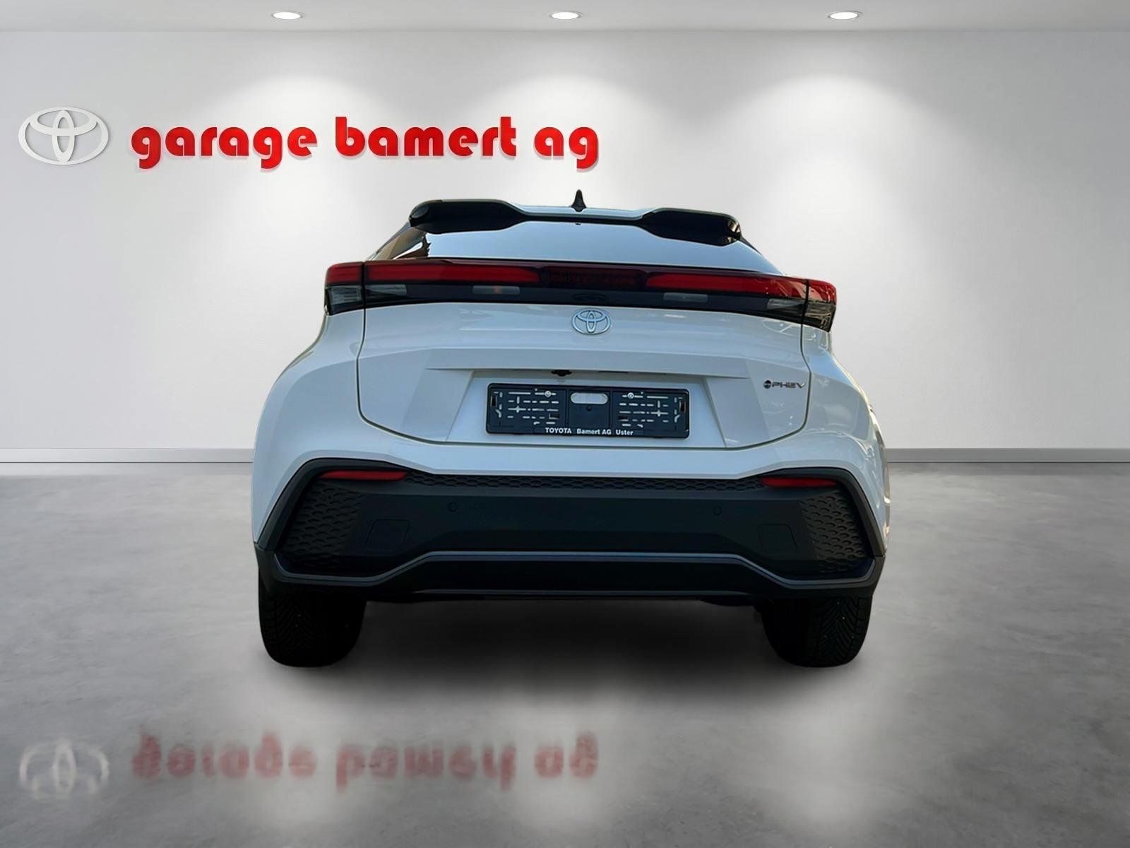 TOYOTA C-HR 2.0 PHEV Swiss Edition-image-4
