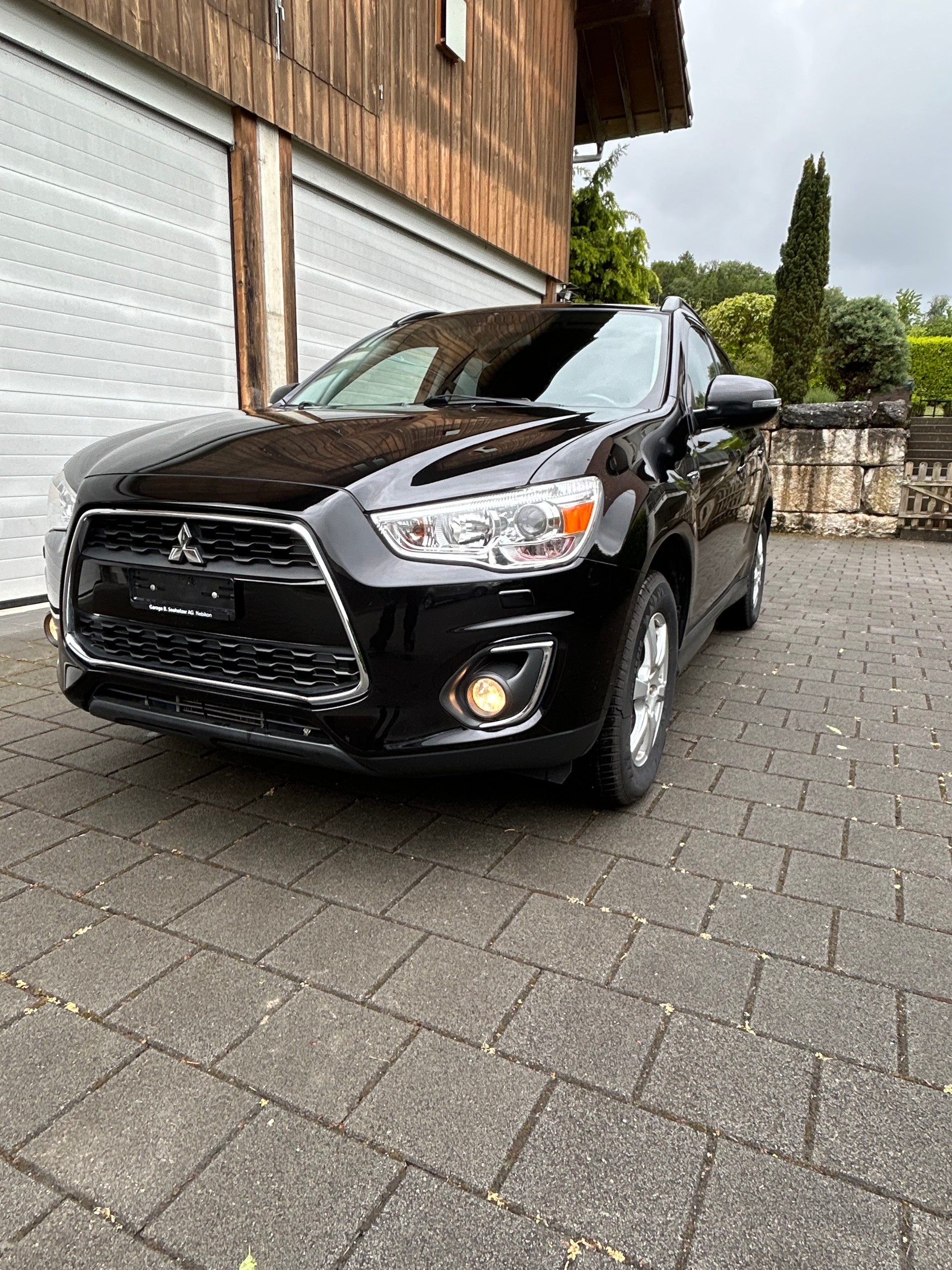 MITSUBISHI 2.2 DID Navigator 4x4-image-0