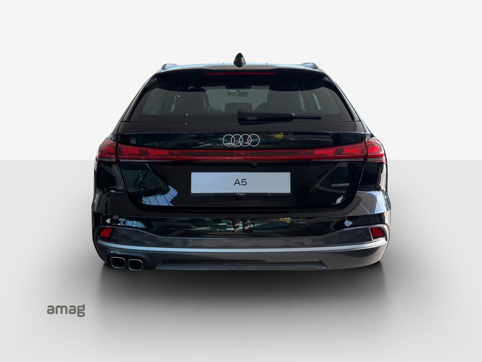AUDI A5 Avant TDI quattro 150 kW Attraction S tronic-image-3
