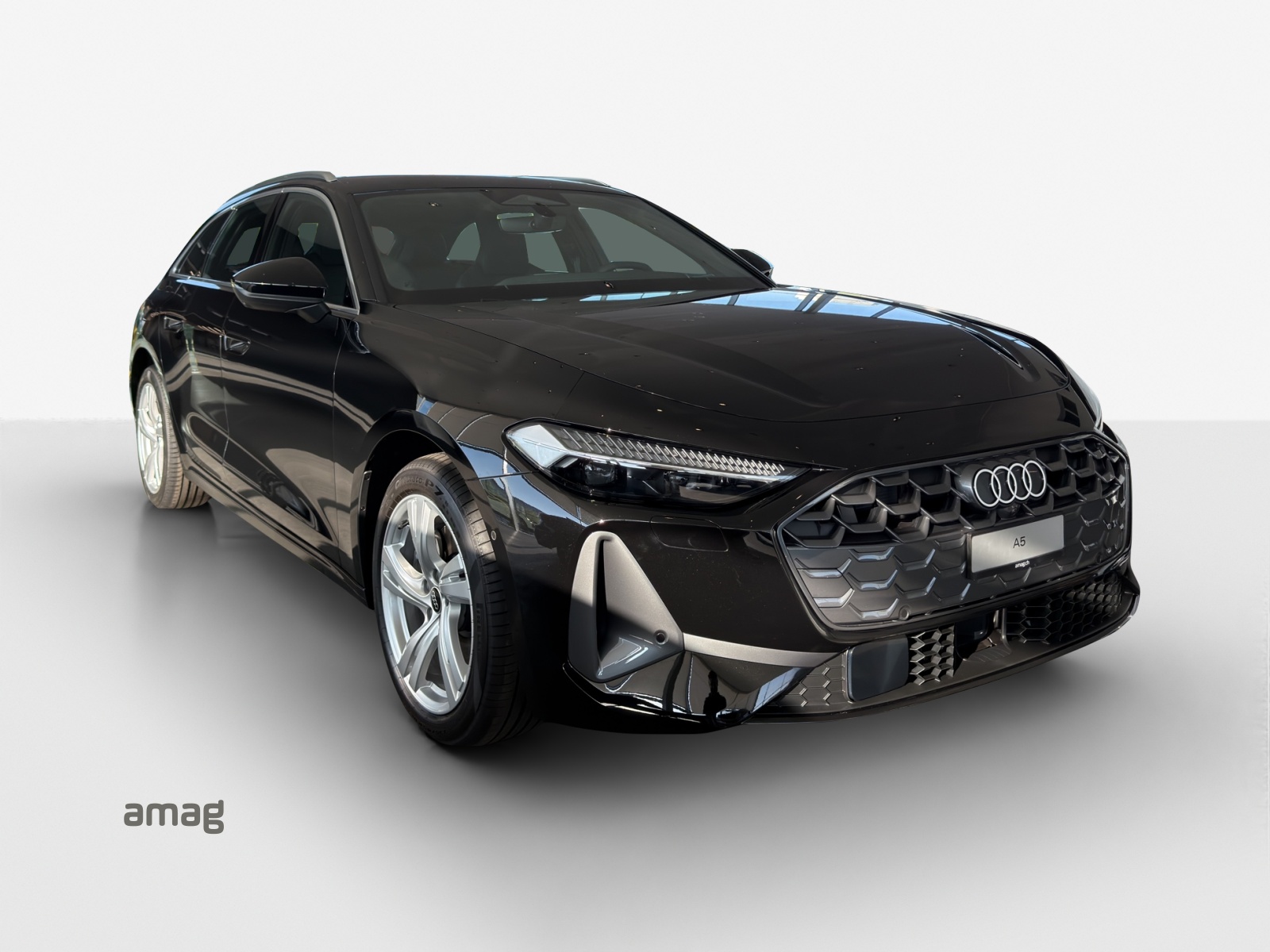 AUDI A5 Avant TDI quattro 150 kW Attraction S tronic-image-5