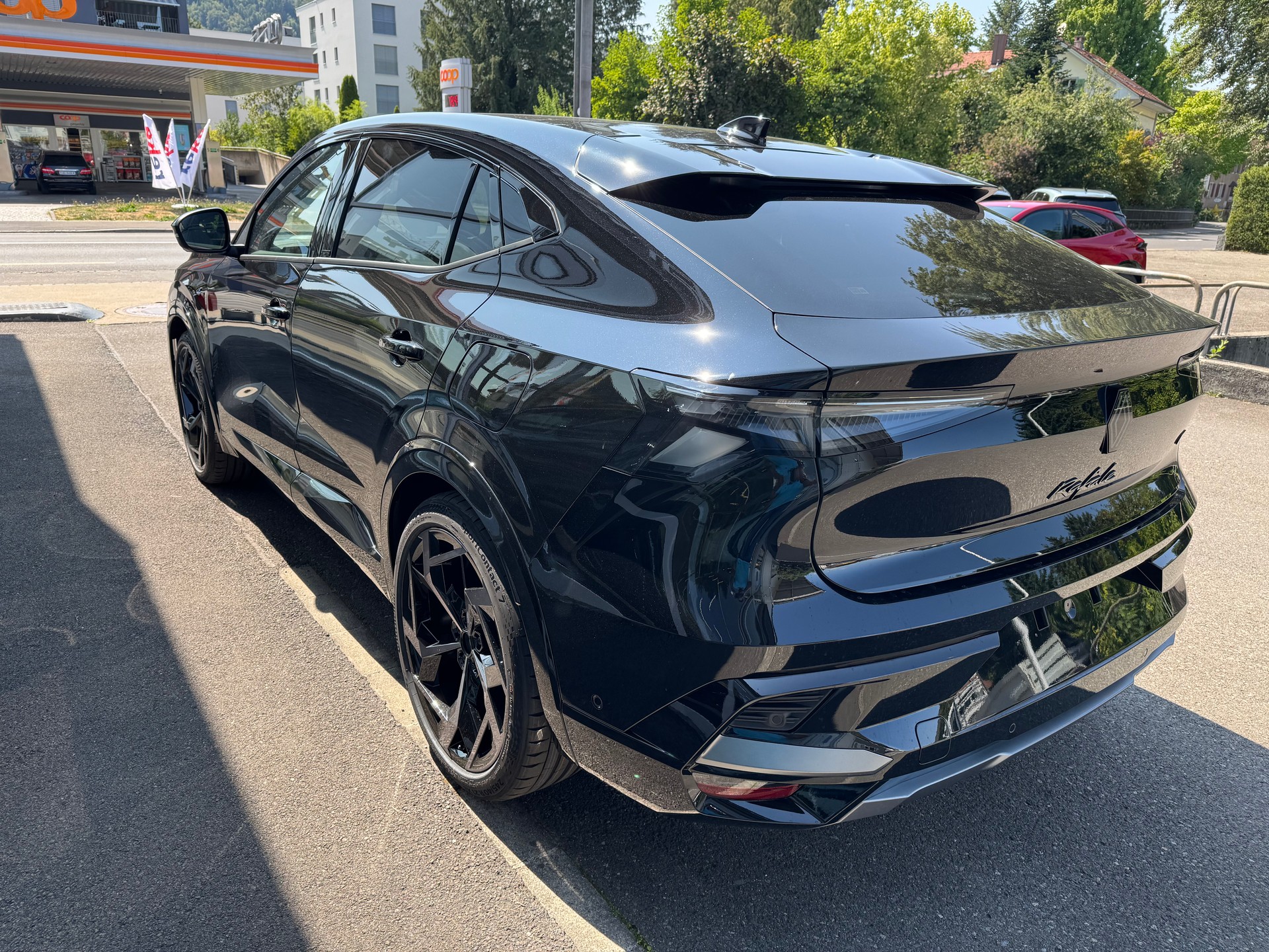 RENAULT Rafale 1.2 E-Tech Plug-in Hybrid 300 4x4 Atelier Alpine-image-6