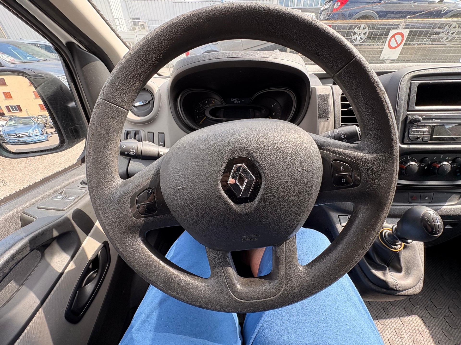 RENAULT Trafic 1.6 dCi 115 2.9t Business L2H1-image-7