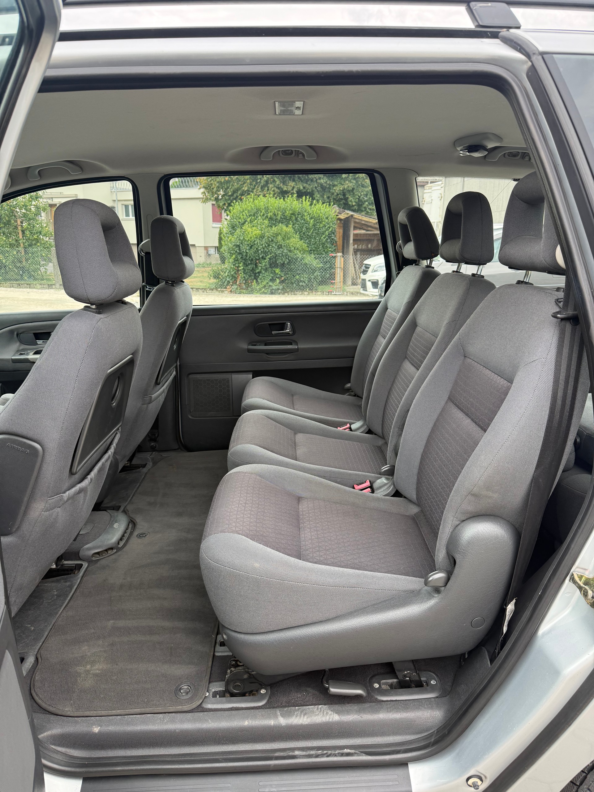 FORD GALAXY-image-10