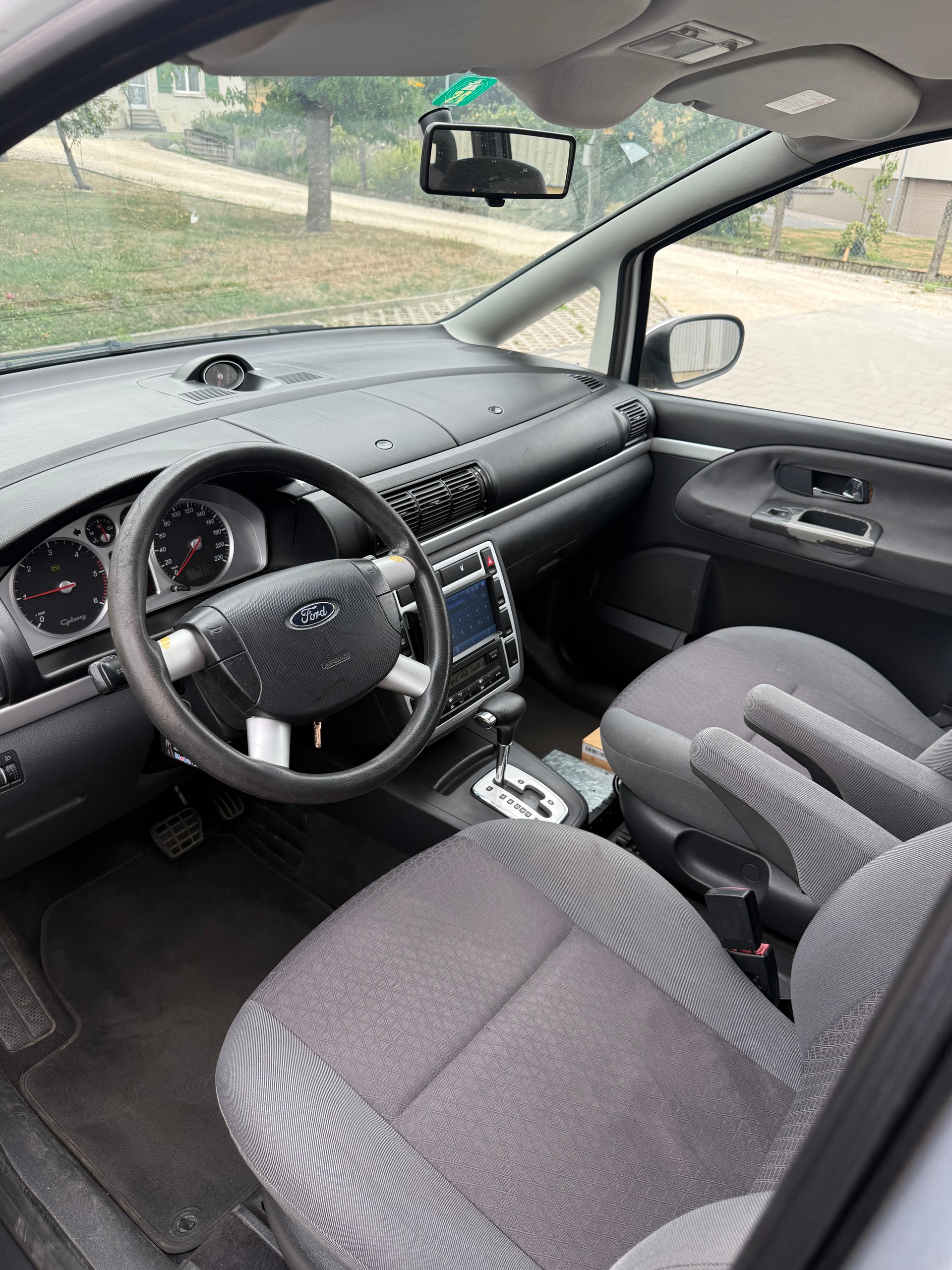 FORD GALAXY-image-9