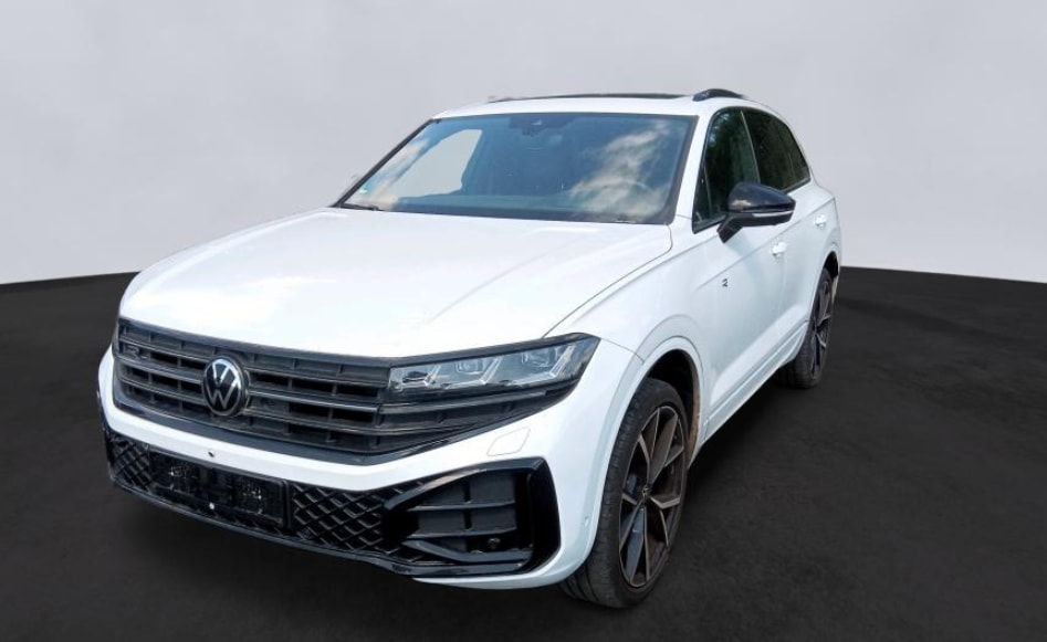 VW Touareg 3.0 TDI R-Line Tiptronic-image-1