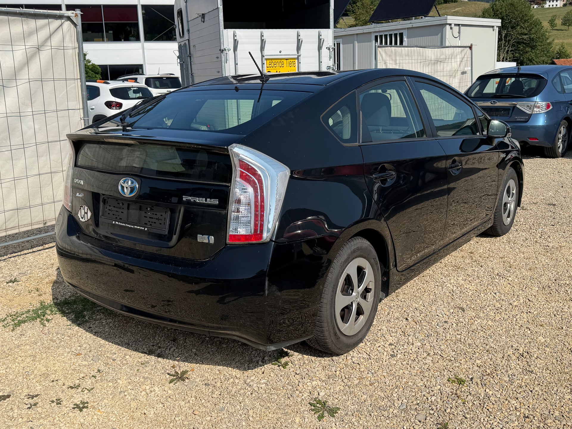 TOYOTA Prius 1.8 16V HSD Luna-image-4
