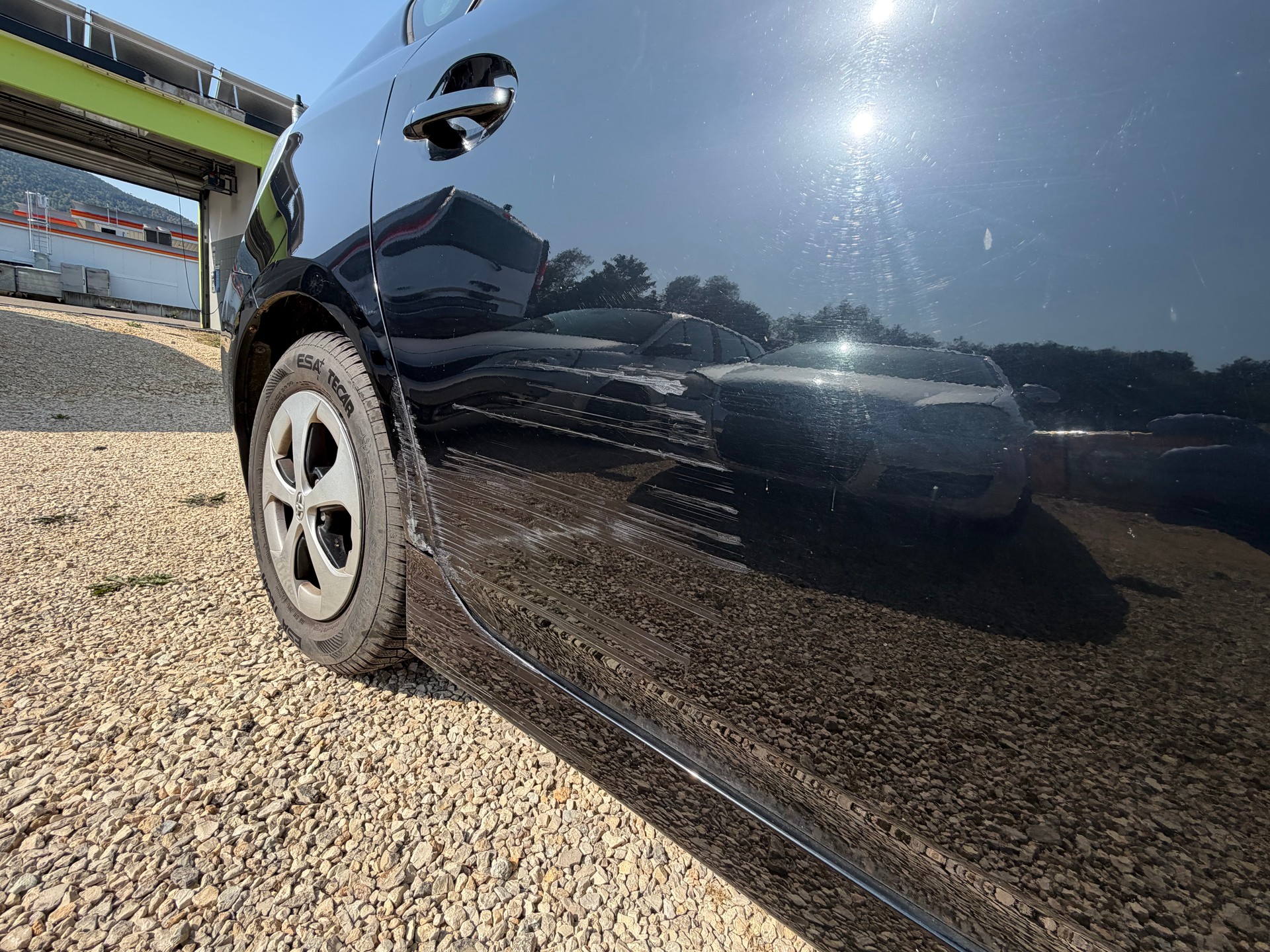 TOYOTA Prius 1.8 16V HSD Luna-image-11