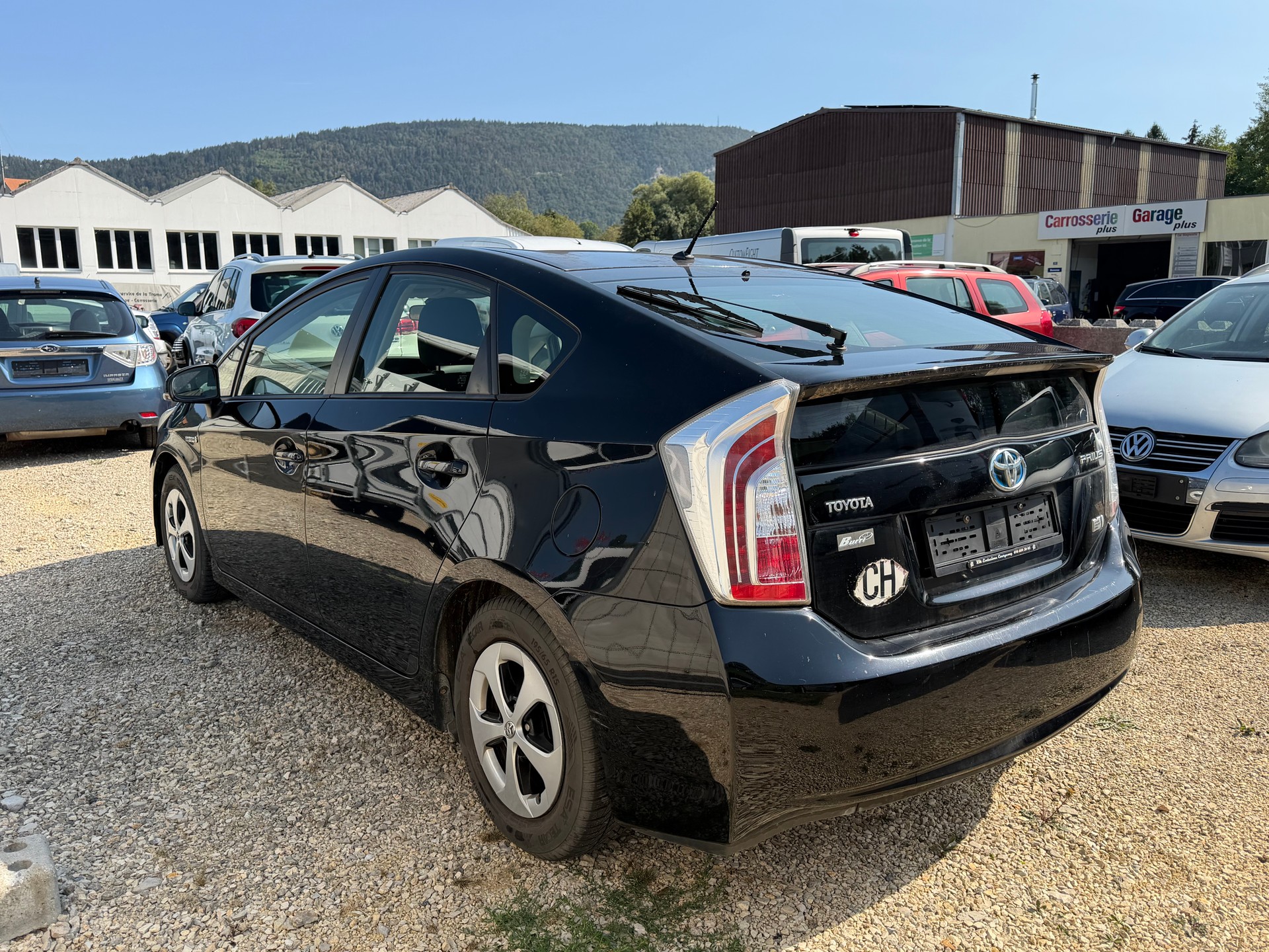 TOYOTA Prius 1.8 16V HSD Luna-image-2