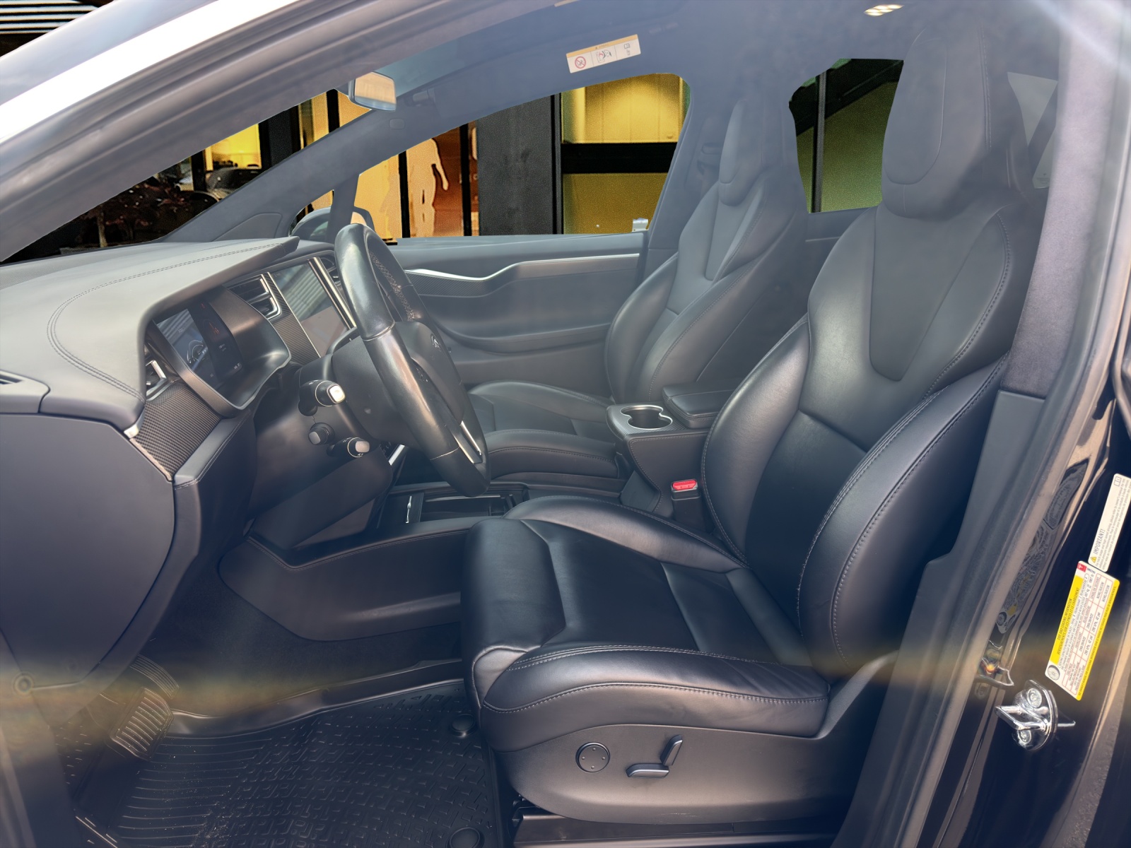TESLA Model X 100 D-image-5