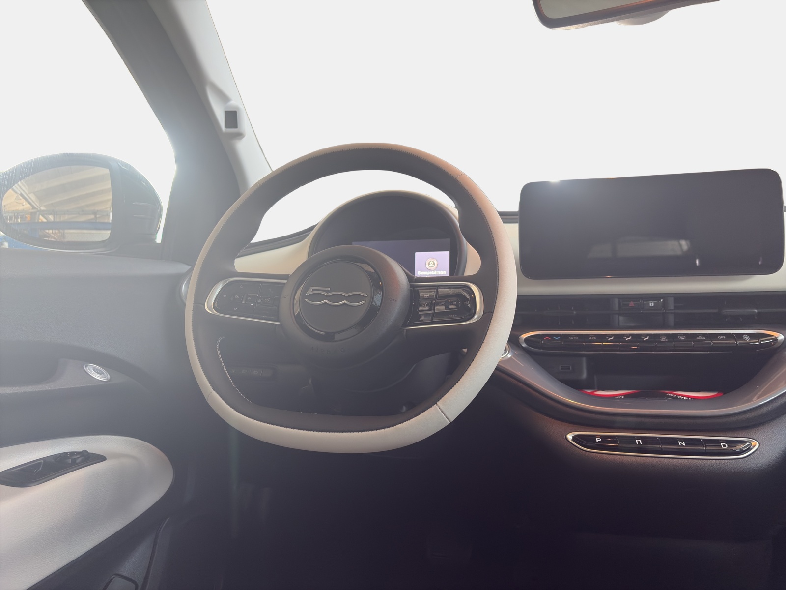 FIAT 500e 42kWh/118 La Prima-image-12