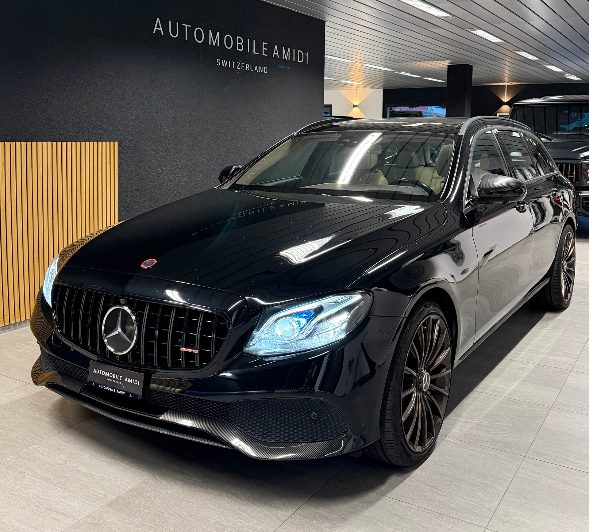 MERCEDES-BENZ E 350 d Avantgarde 9G-Tronic-image-0