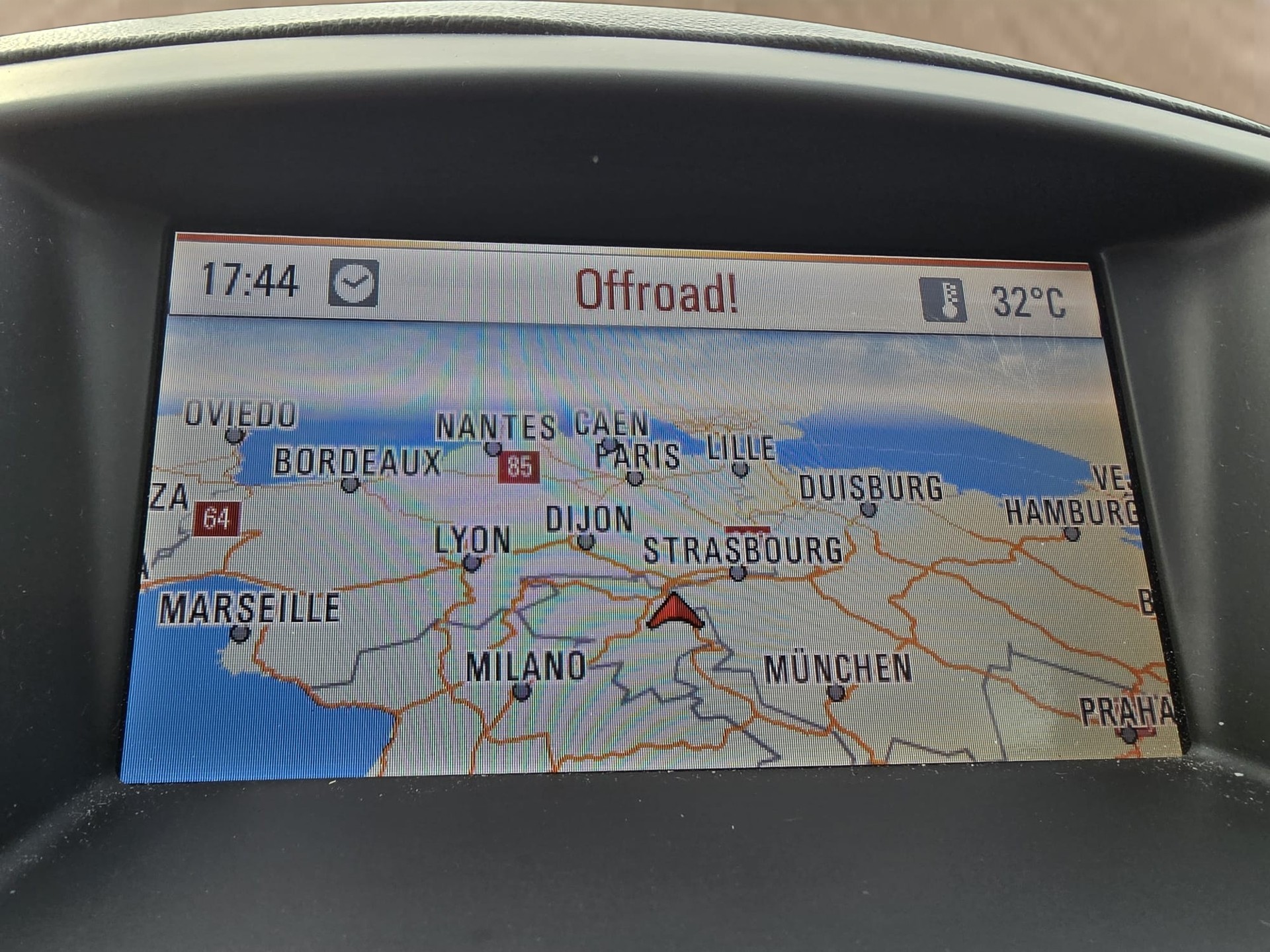 OPEL Insignia 2.8 Turbo OPC 4WD-image-11