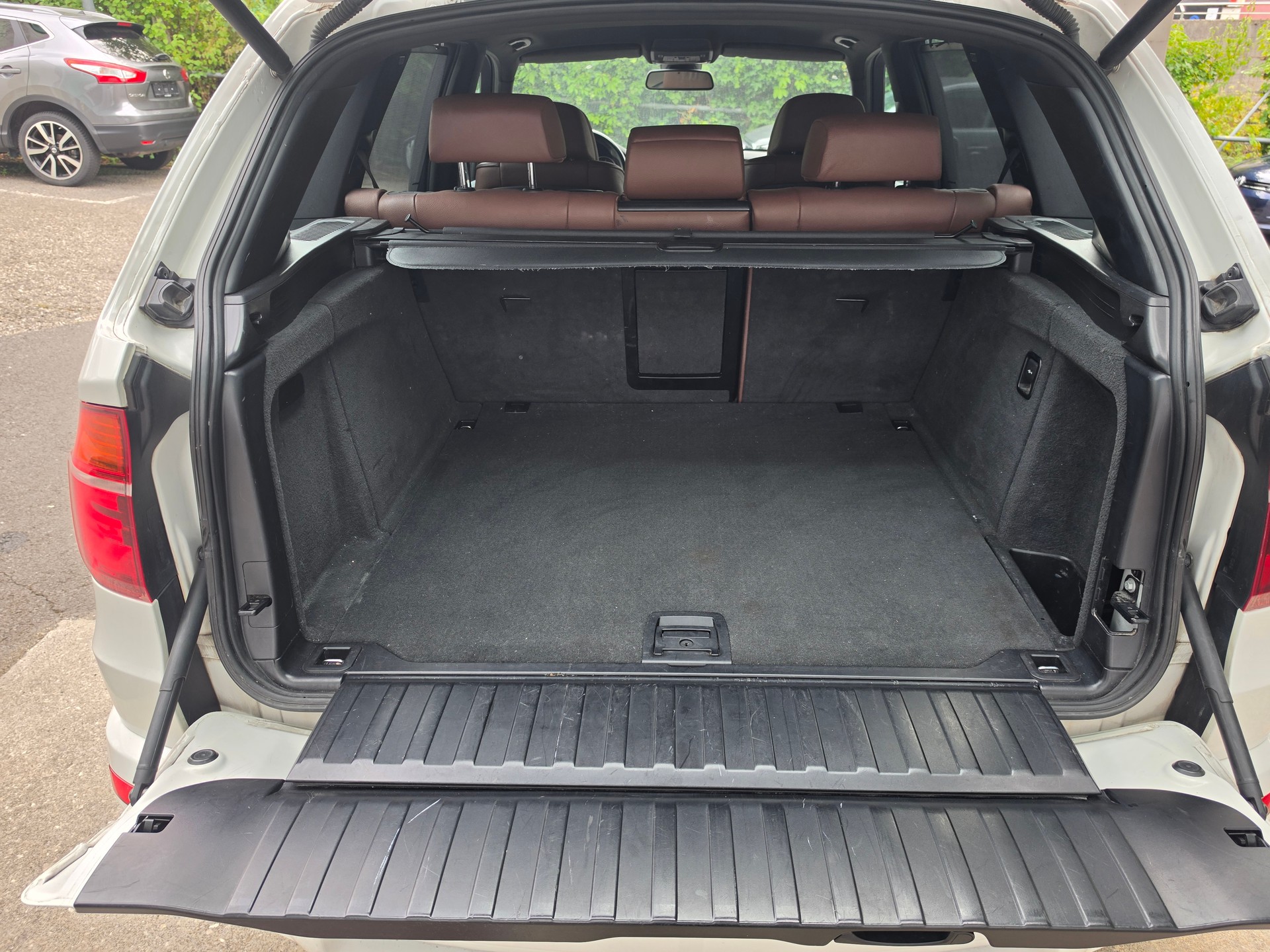 BMW X5 xDrive 40d Steptronic-image-11
