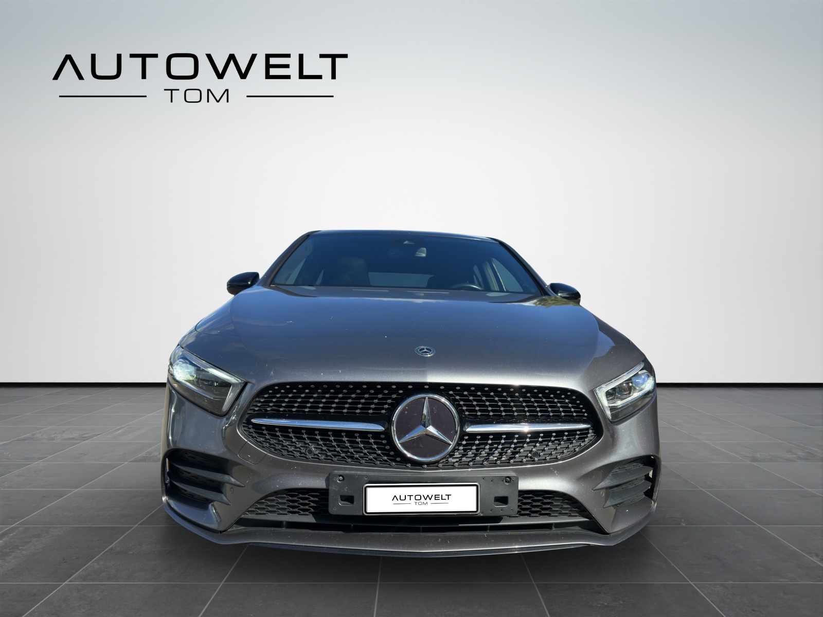 MERCEDES-BENZ A 220 AMG Line 7G-DCT-image-7