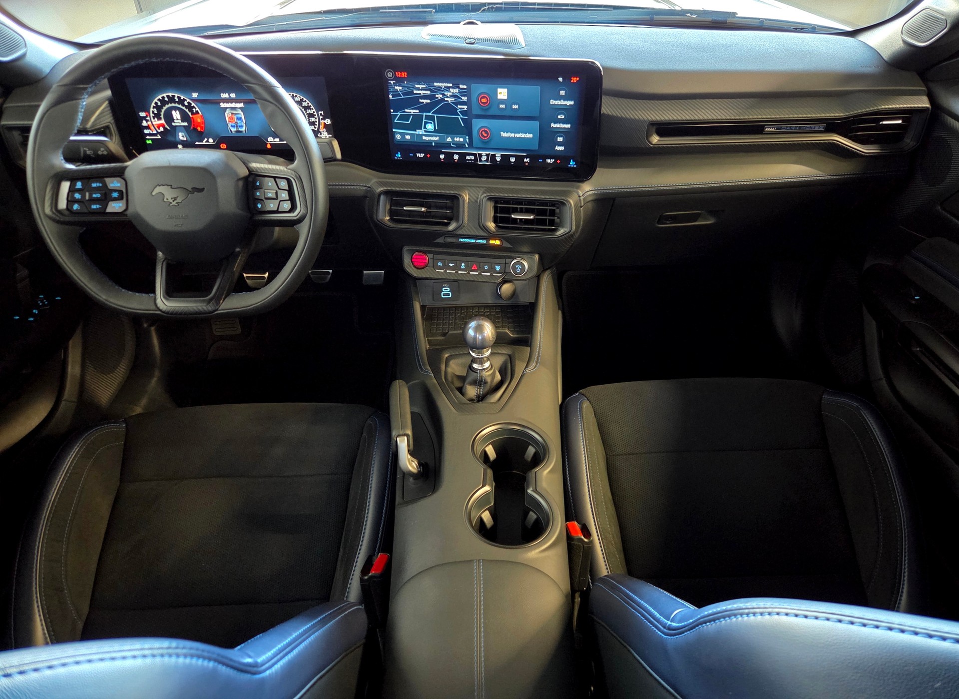 FORD Mustang Coupé 5.0 V8 Dark Horse-image-21