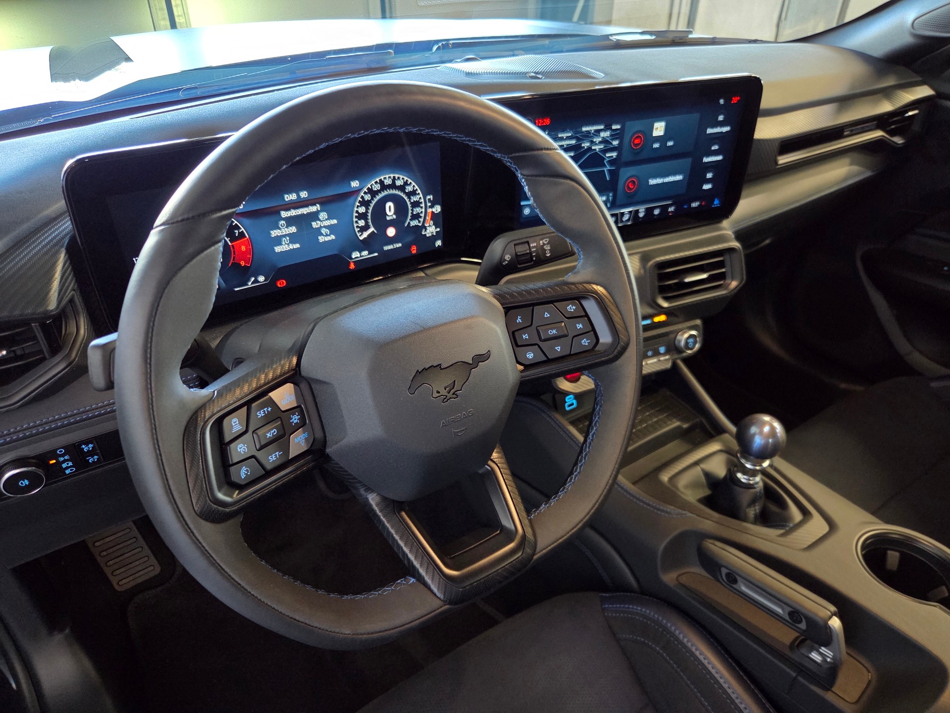 FORD Mustang Coupé 5.0 V8 Dark Horse-image-13