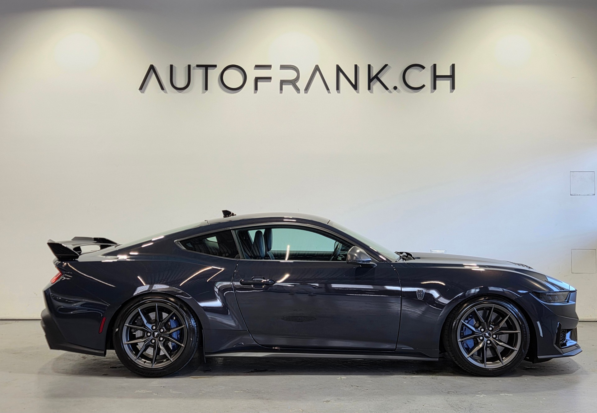 FORD Mustang Coupé 5.0 V8 Dark Horse-image-6