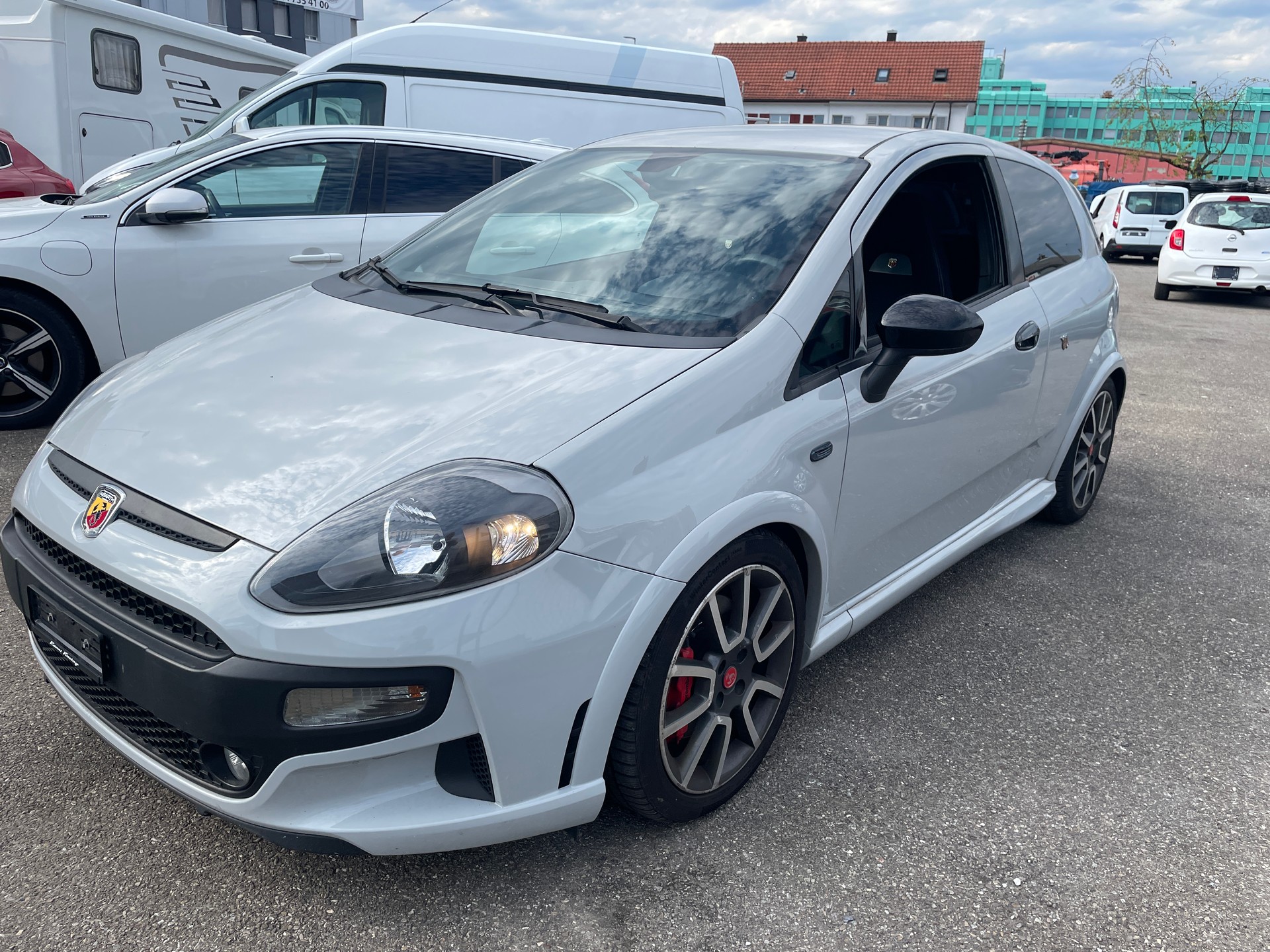 FIAT Punto 1.4 16V Turbo Abarth Supersport-image-2