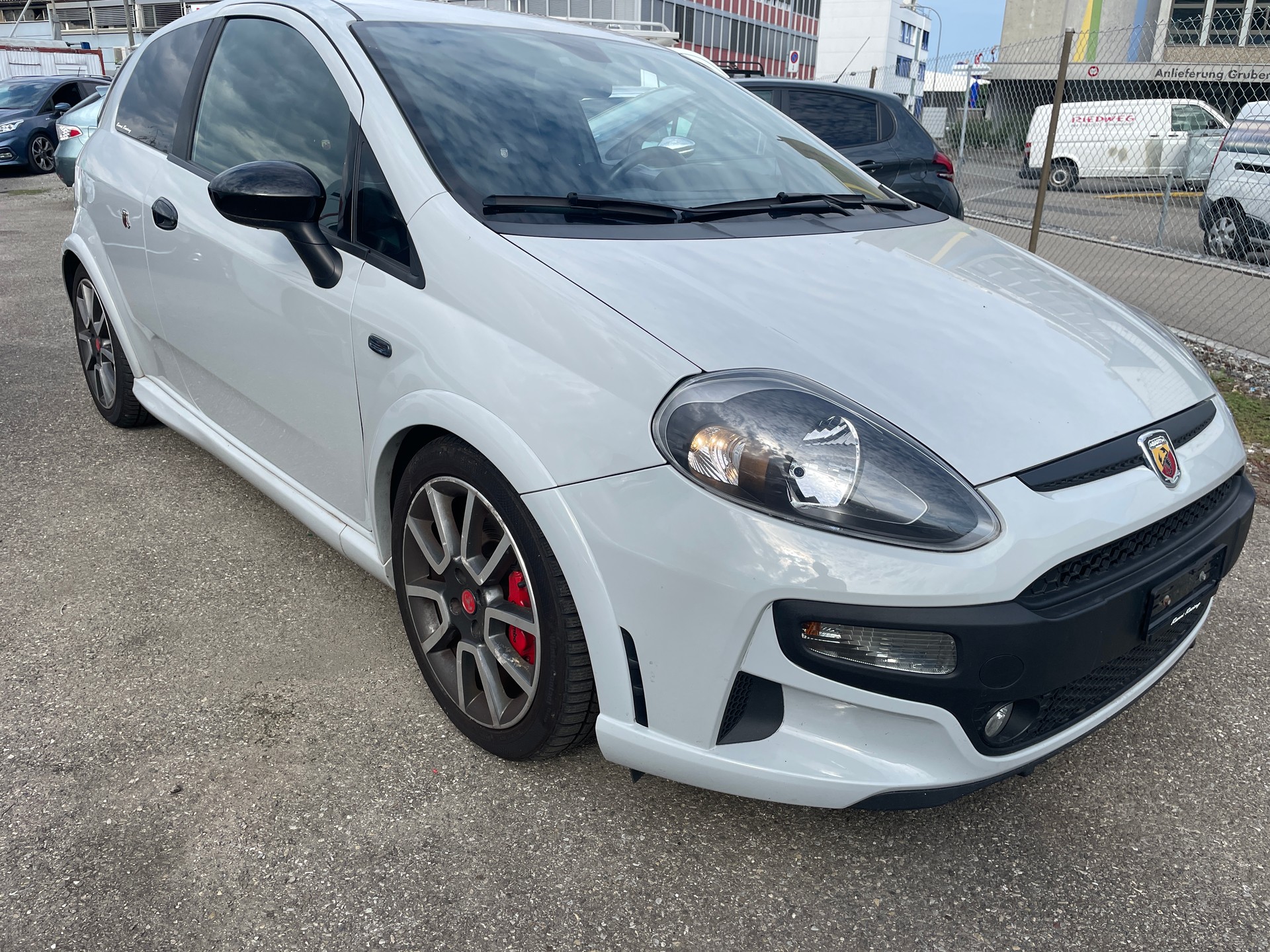 FIAT Punto 1.4 16V Turbo Abarth Supersport-image-1
