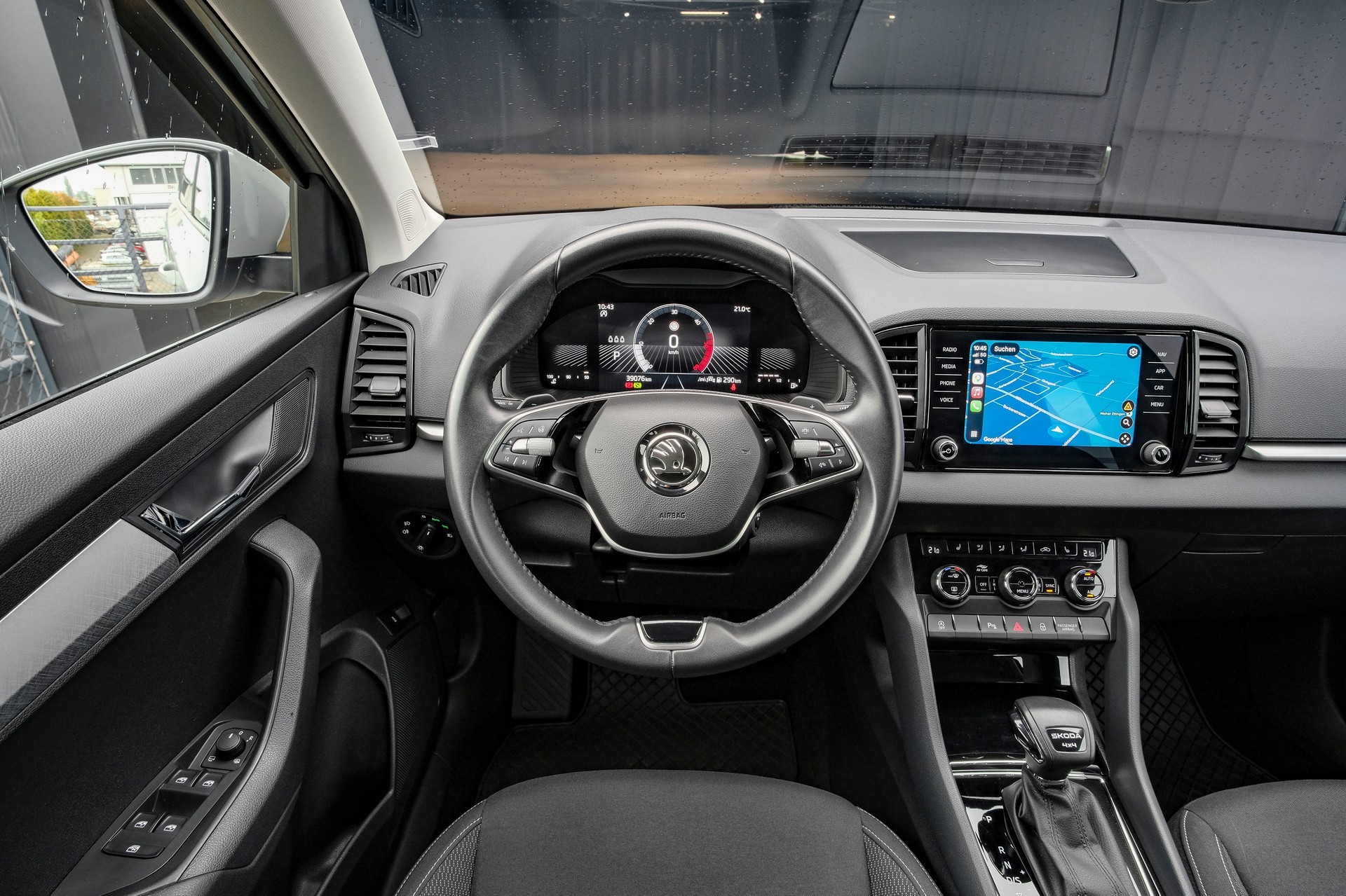 SKODA Karoq 2.0 TDI Fresh 4x4 DSG-image-15