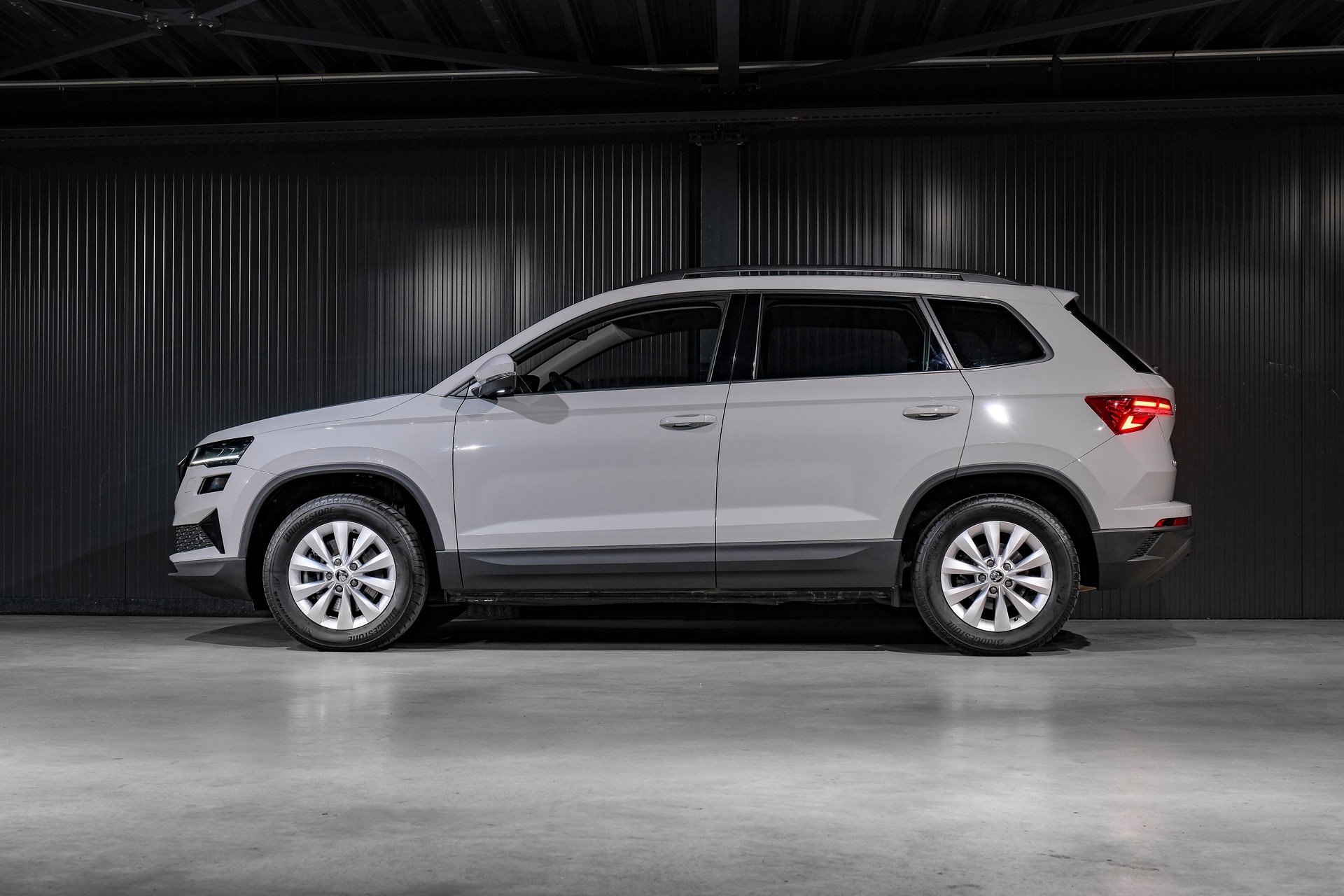 SKODA Karoq 2.0 TDI Fresh 4x4 DSG-image-8