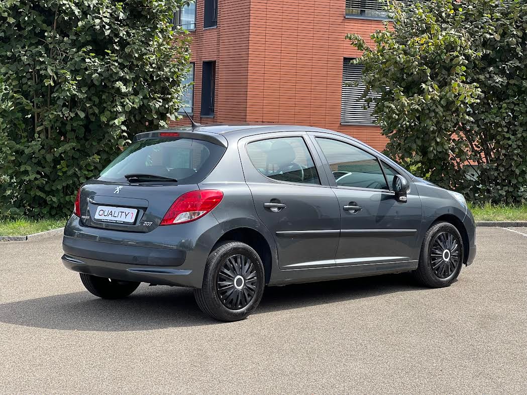 PEUGEOT 207 1.4 16V Allure-image-5