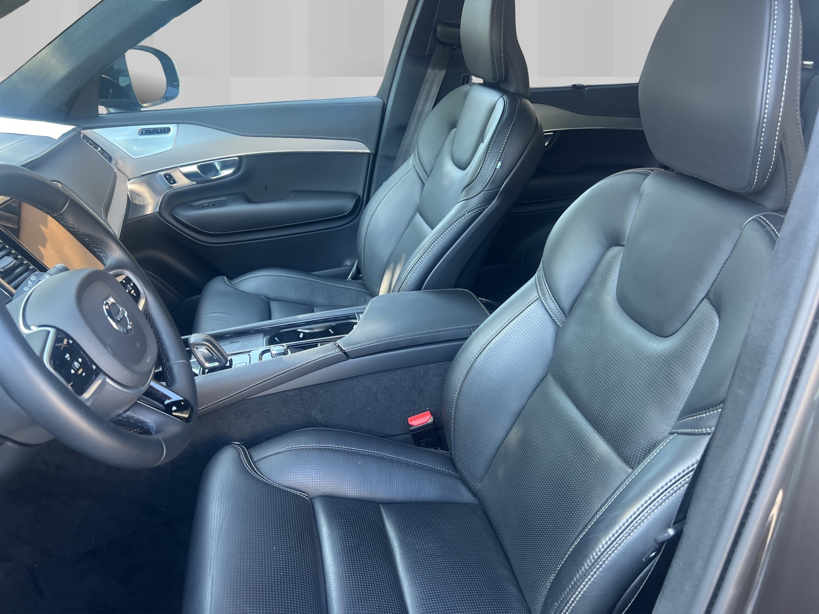 VOLVO XC90 T8 eAWD PluginHybrid R-Design Geartronic-image-4