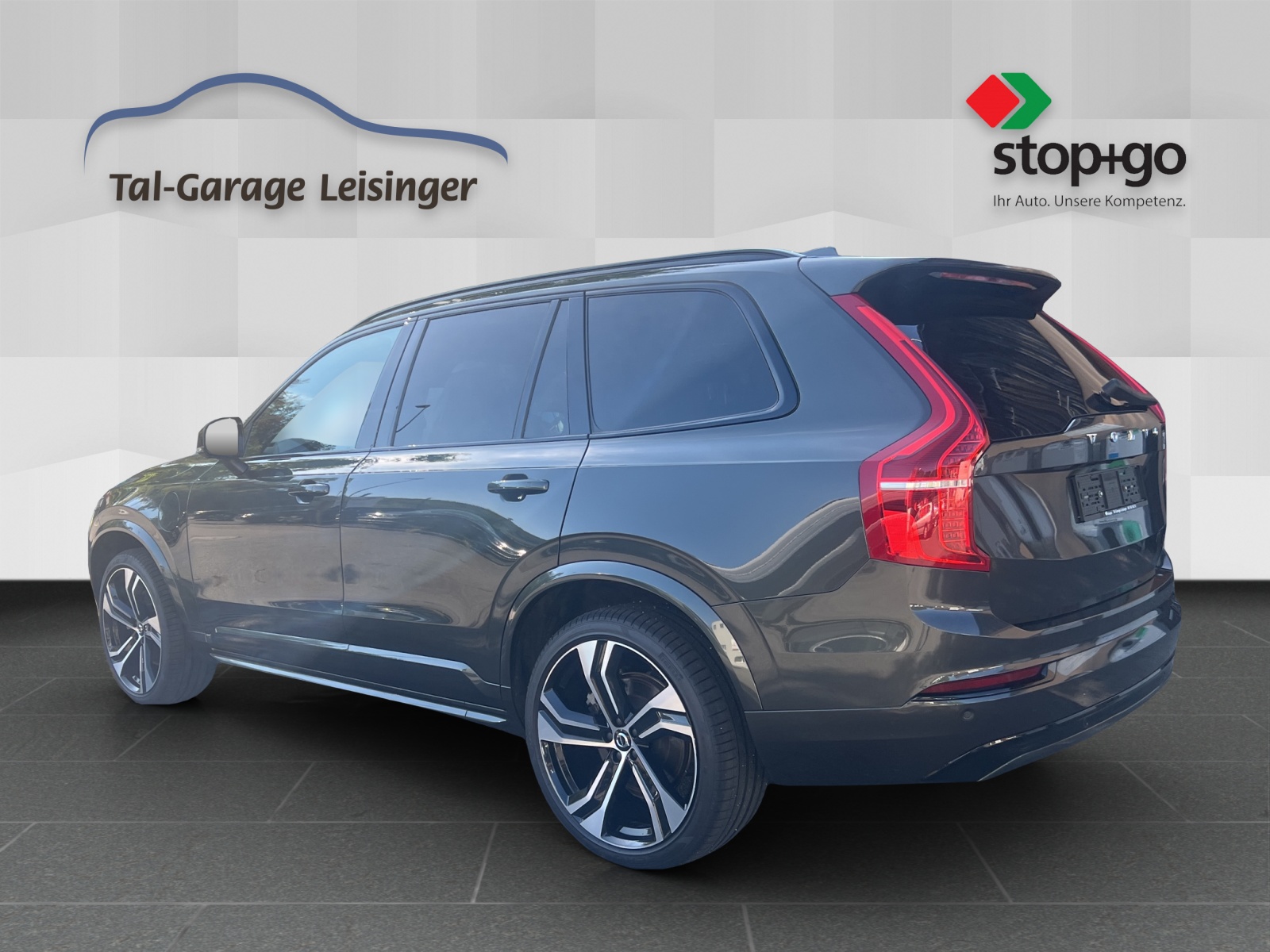 VOLVO XC90 T8 eAWD PluginHybrid R-Design Geartronic-image-11